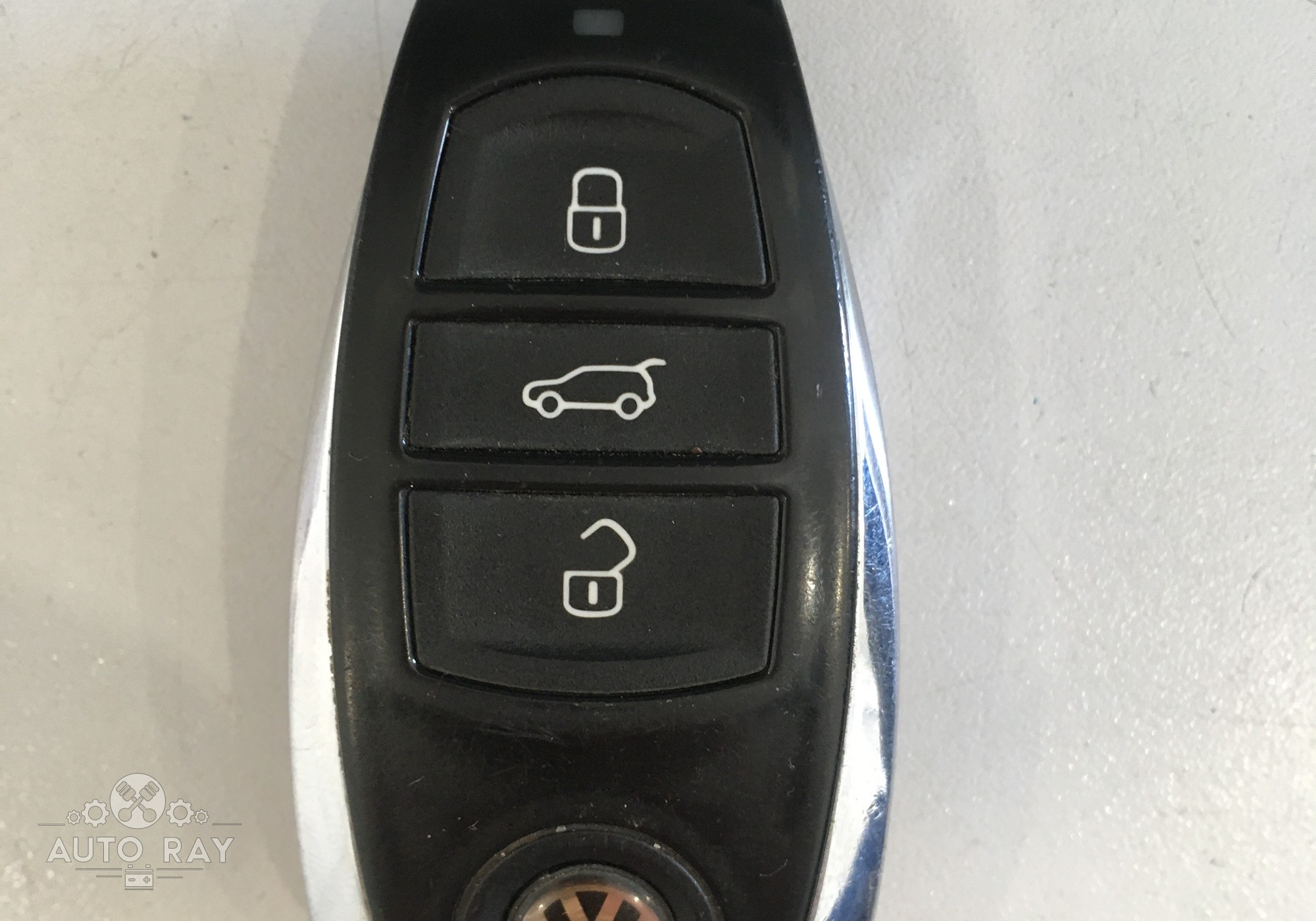 7P6959754 Ключ зажигания для Volkswagen Touareg II (с 2010 по 2018)