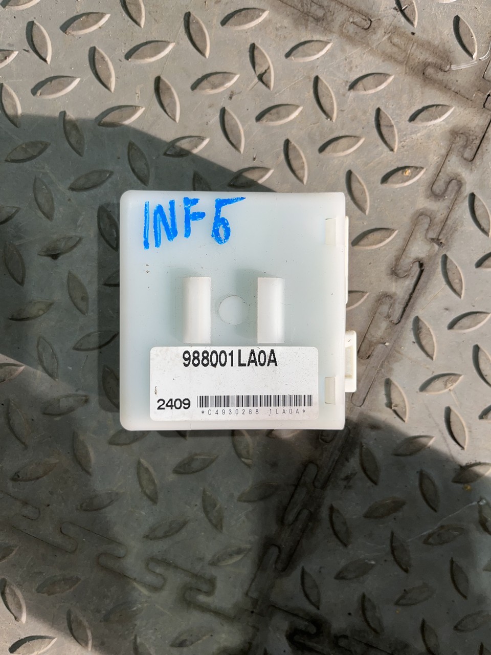 Блок управления рулевой колонки Infiniti QX56 II