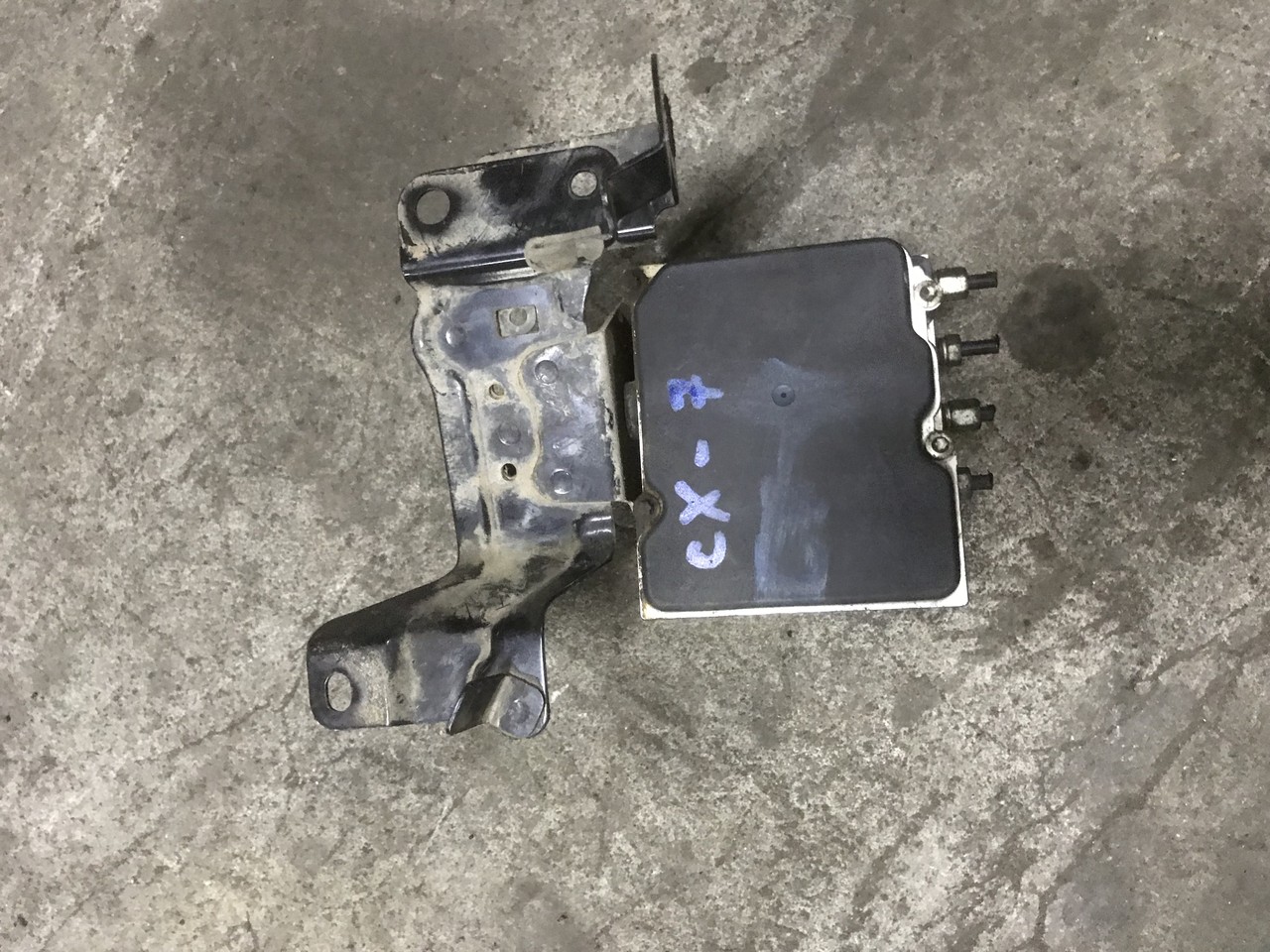 Блок ABS (насос) Mazda CX-7