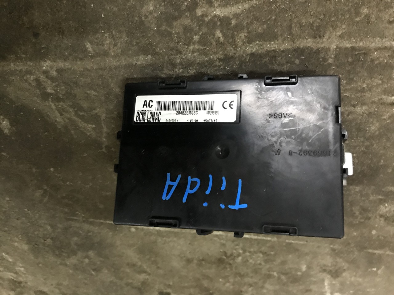 Блок комфорта Nissan Tiida I