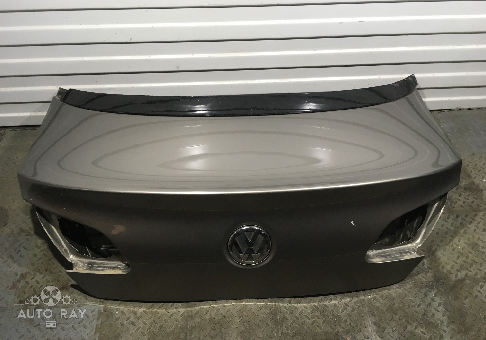 3C8827025C Крышка багажника для Volkswagen Passat CC (с 2008 по 2017)