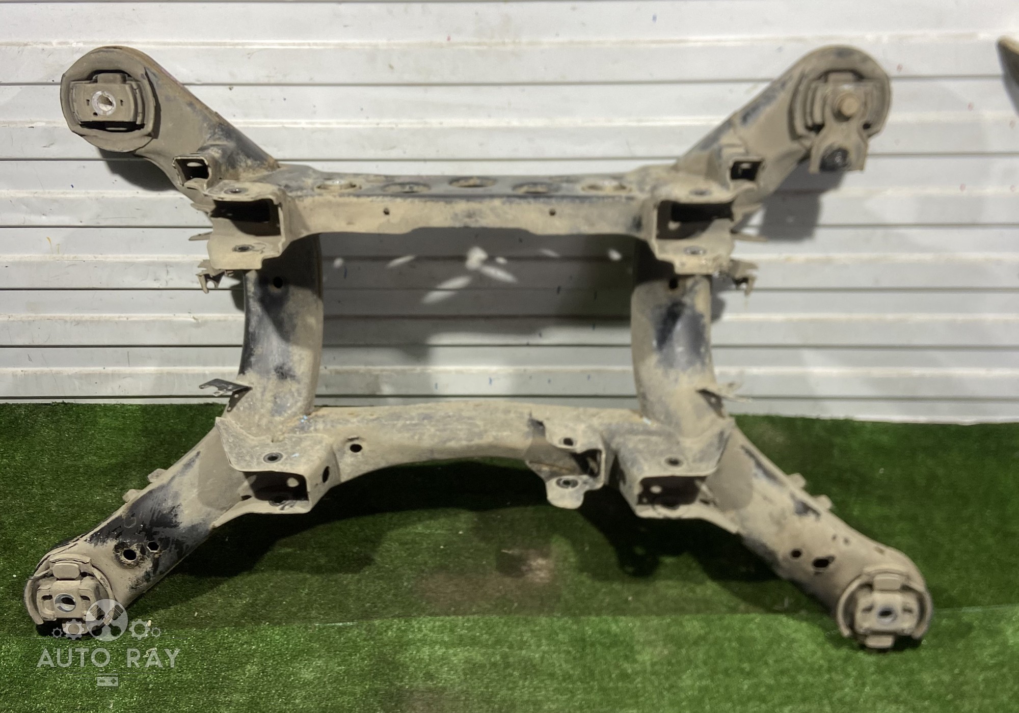 A1663503100 Подрамник для Mercedes-Benz M-class W166 (с 2011 по 2015)