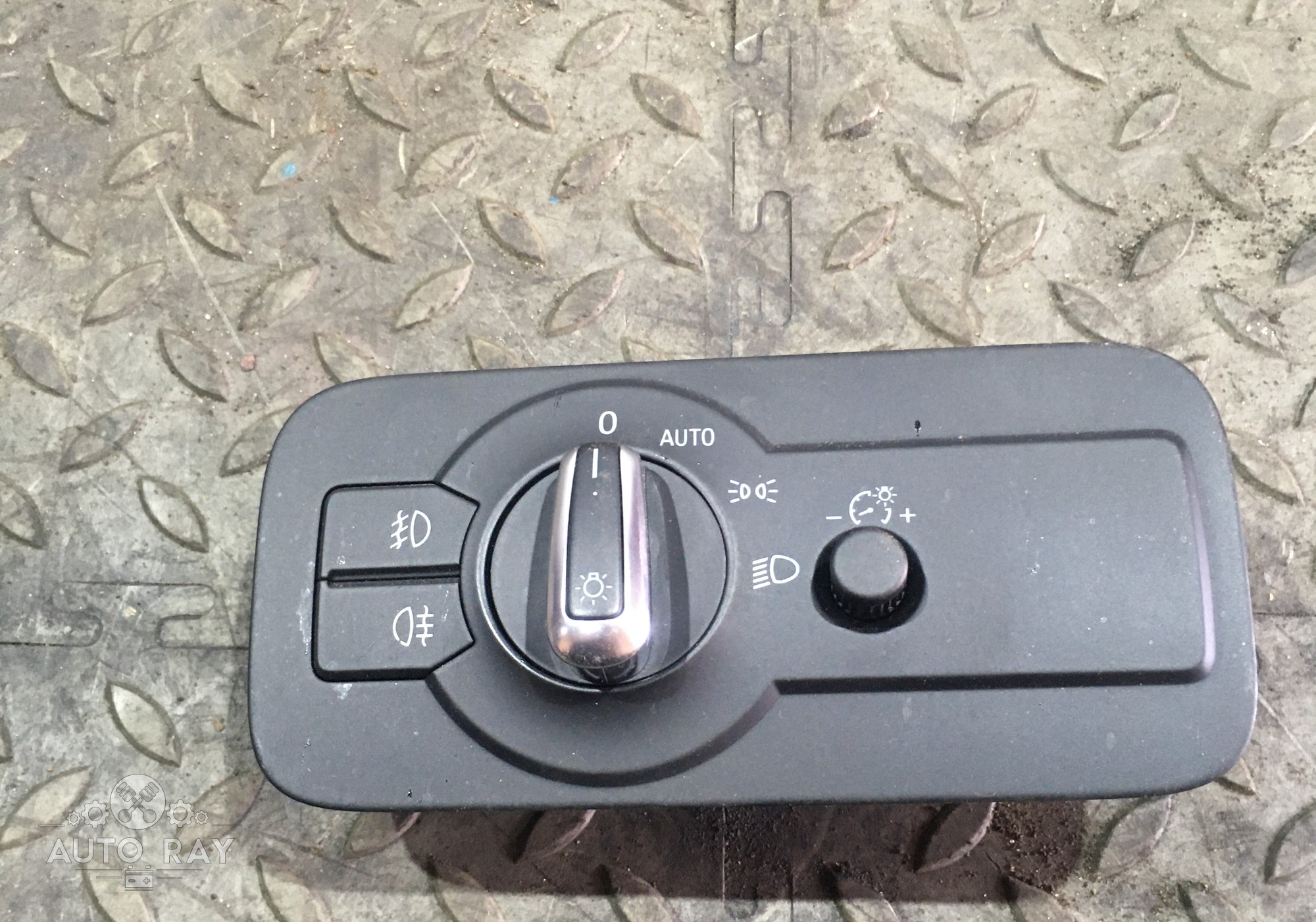 7P6941431D Переключатель света фар для Volkswagen Touareg II (с 2010 по 2018)