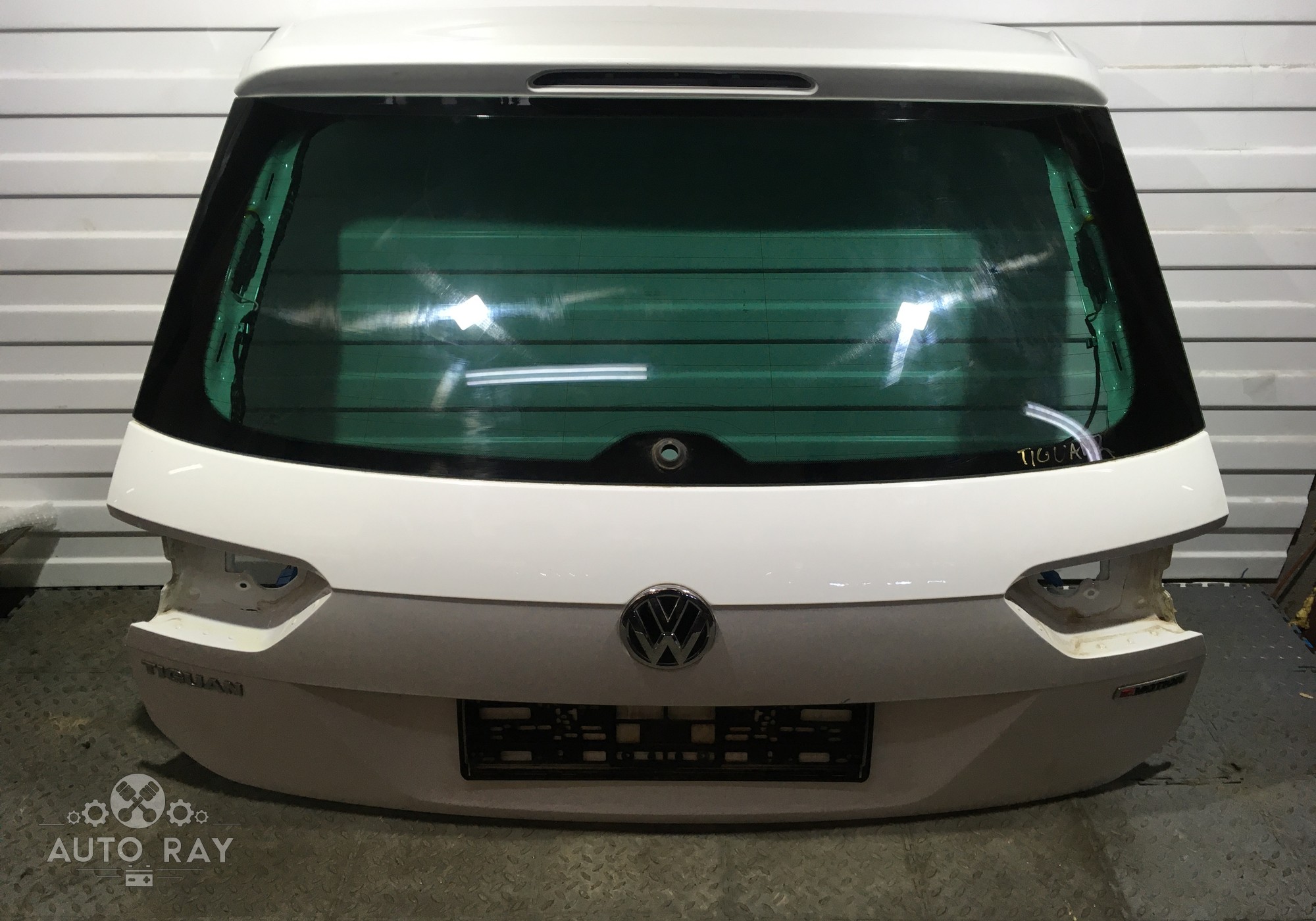 5NA827025L Дверь багажника в сборе со стеклом для Volkswagen Tiguan II (с 2016)