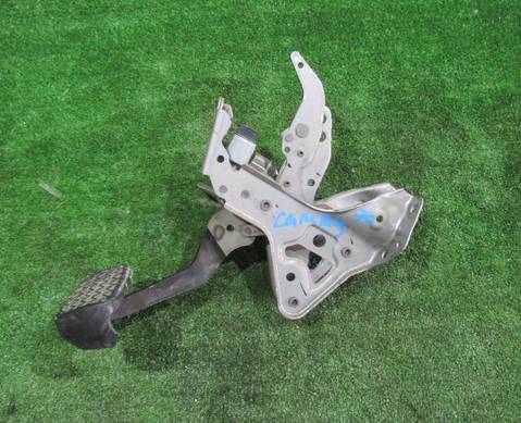 8951047030 Педаль тормоза для Toyota Camry XV70 (с 2017)