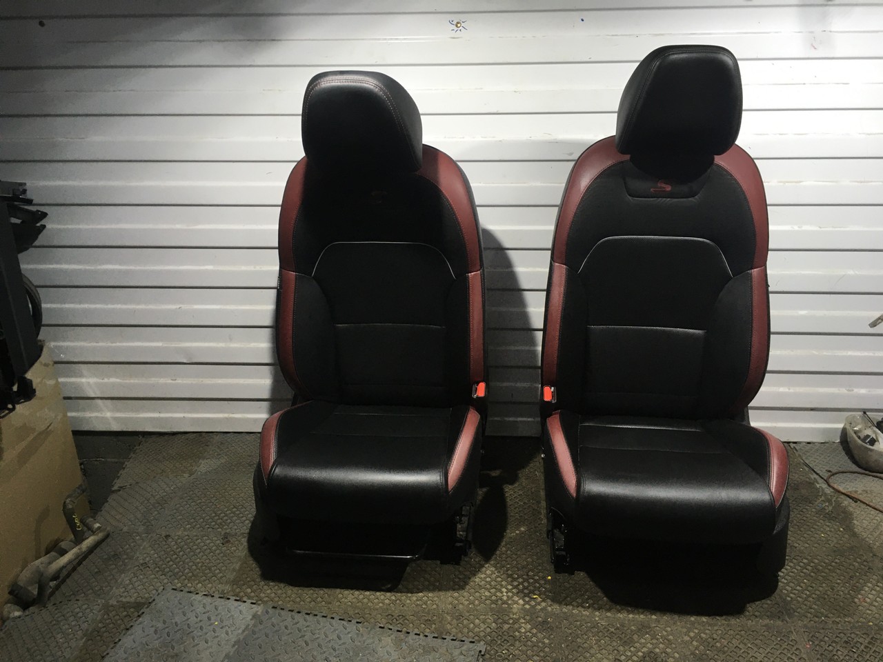 Сиденье салонное / К-кт сидений Geely Coolray