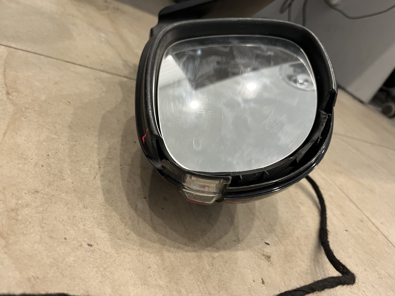 Зеркало заднего вида боковое правое Volkswagen Tiguan I