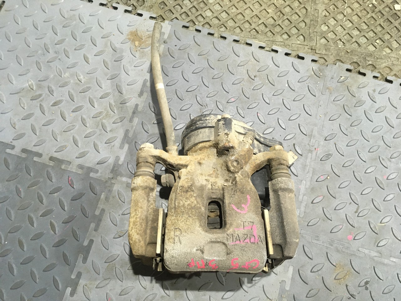 Суппорт задний правый Mazda CX-5 II