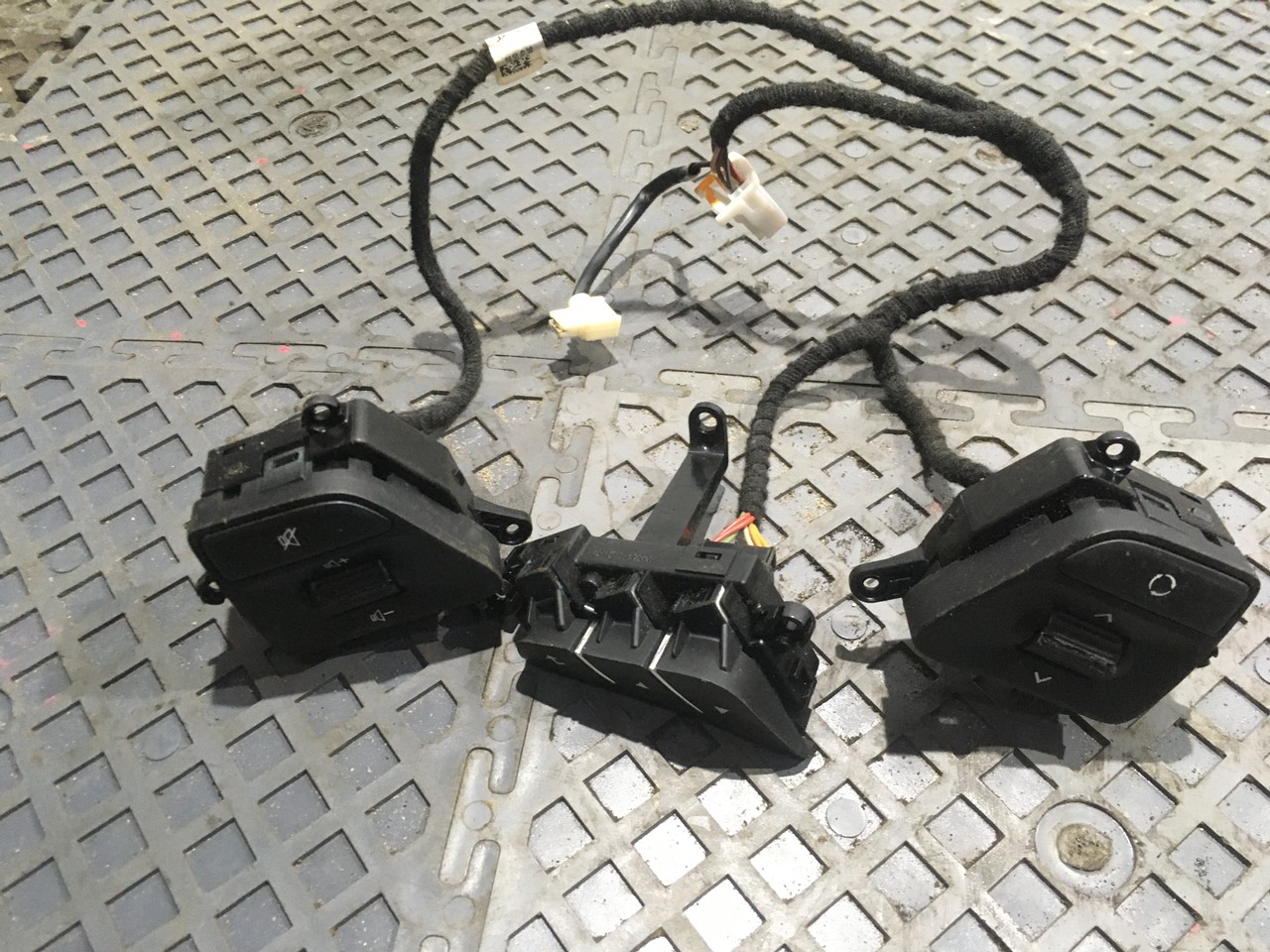 Блок кнопок на руль Kia Ceed II