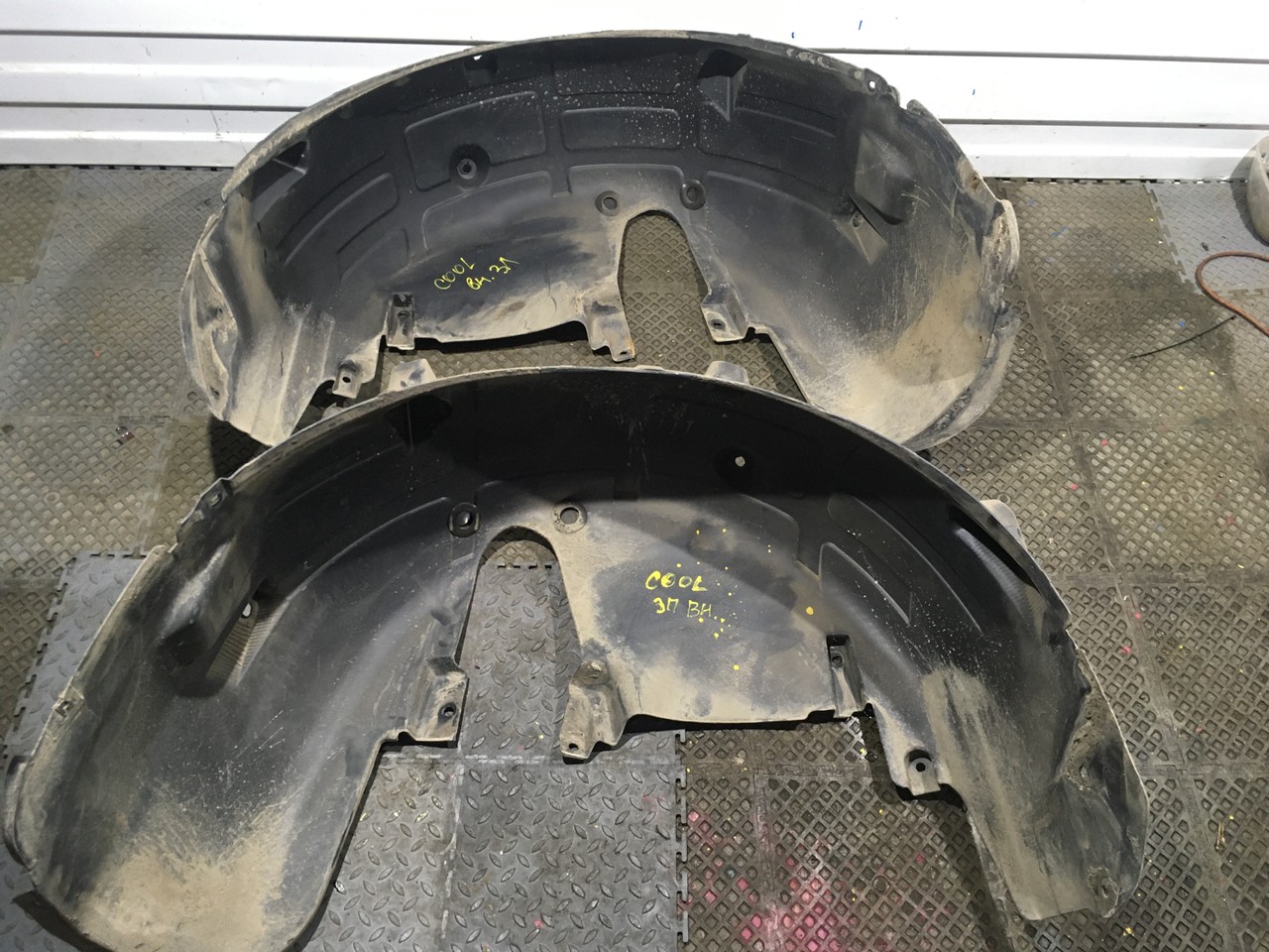 Локер задний правый / левый / внутренний Geely Coolray