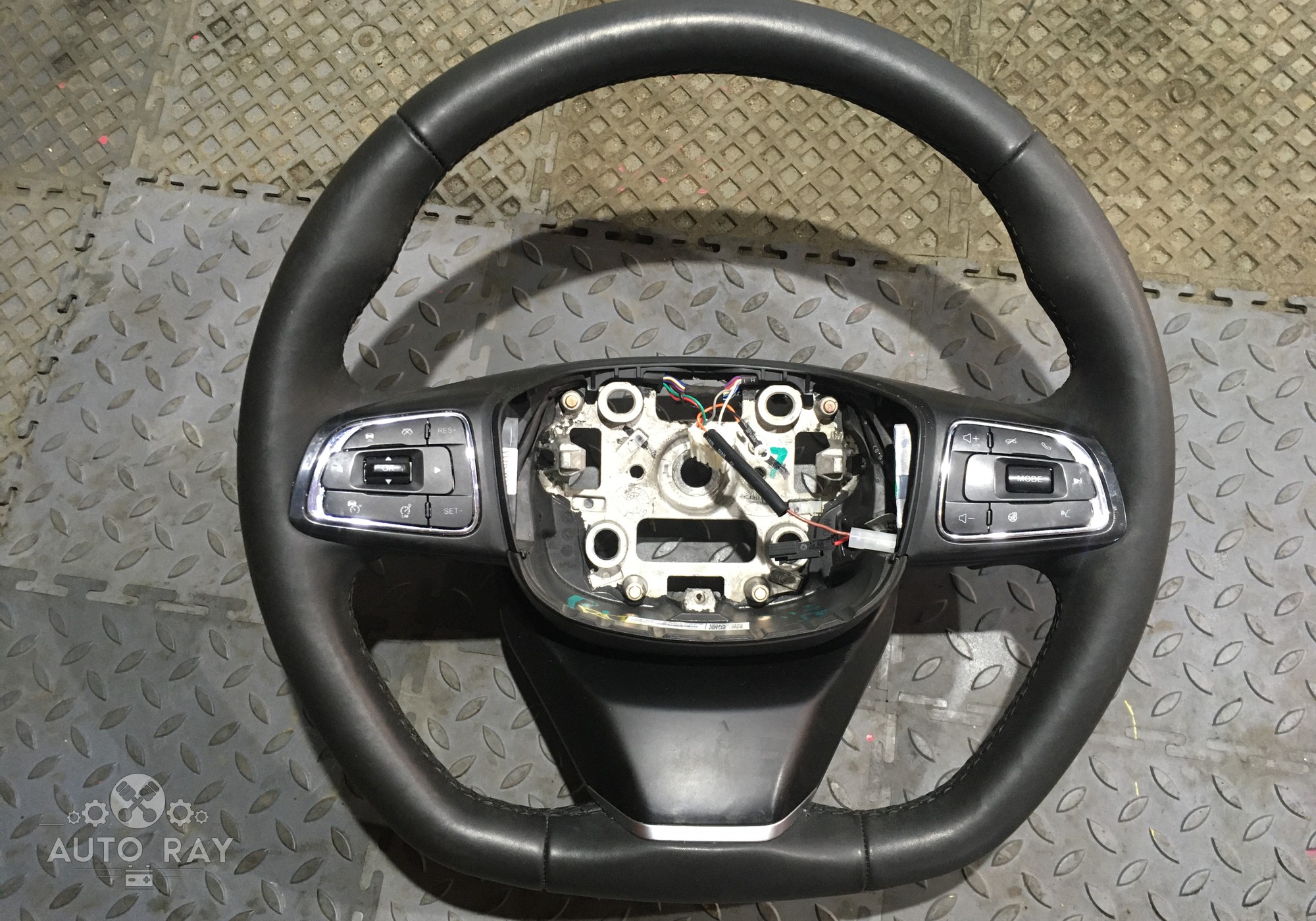 404000534AA Рулевое колесо в сборе с кнопками для Chery Tiggo 7 Pro Max (с 2022)