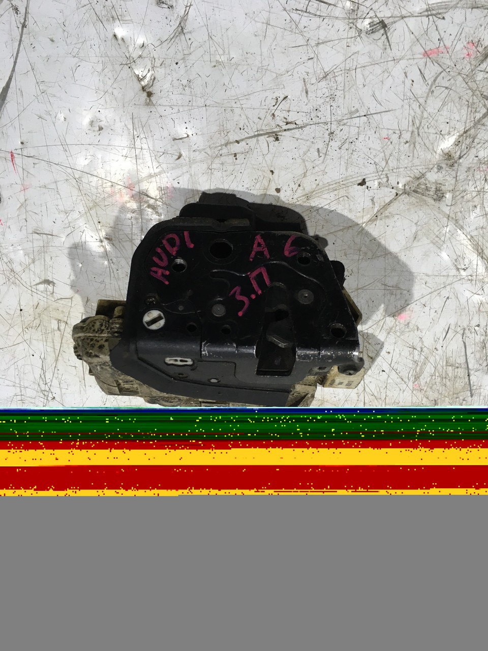 Замок задний правый Audi A6 C6