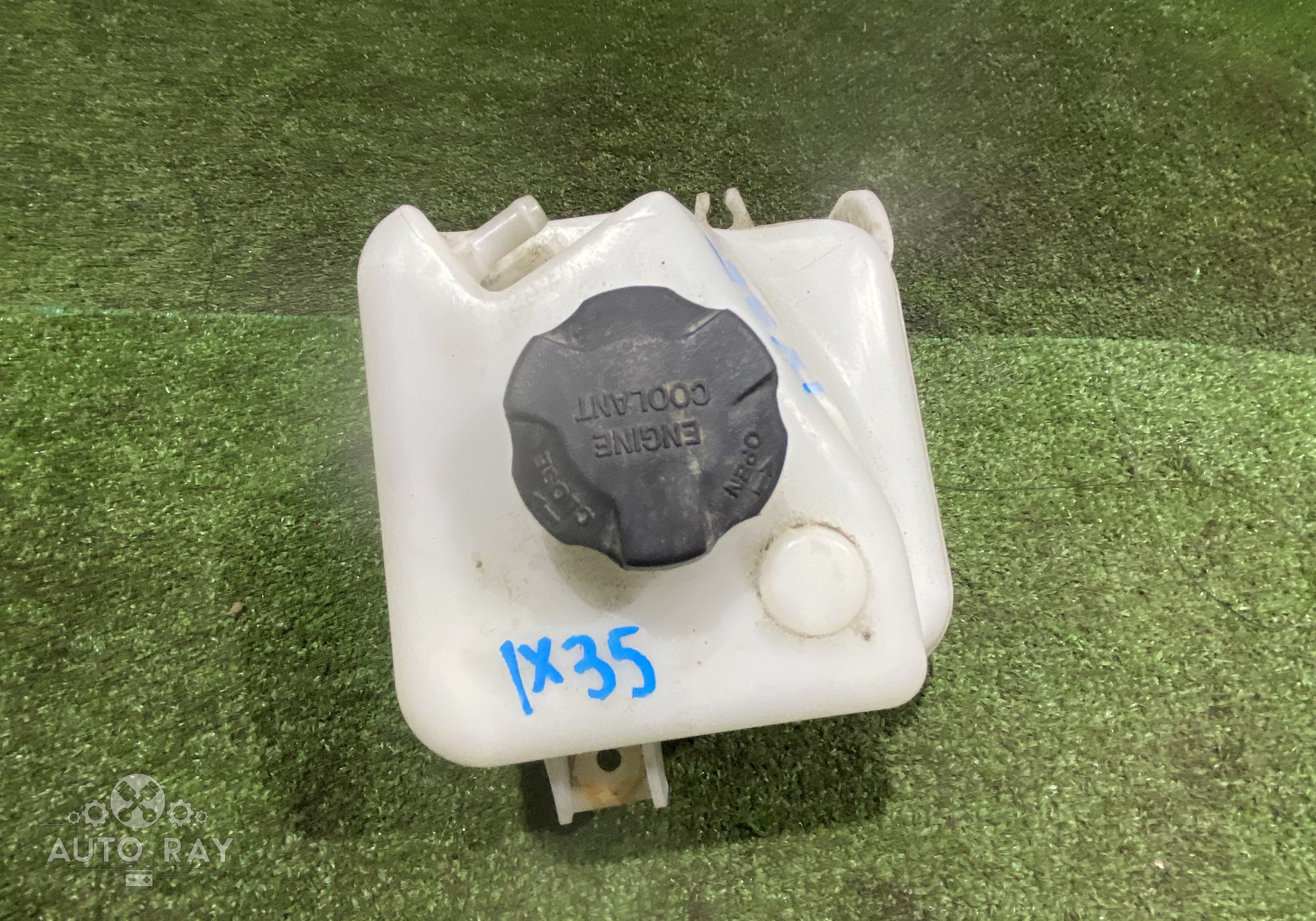 254302S000 Бачок расширительный