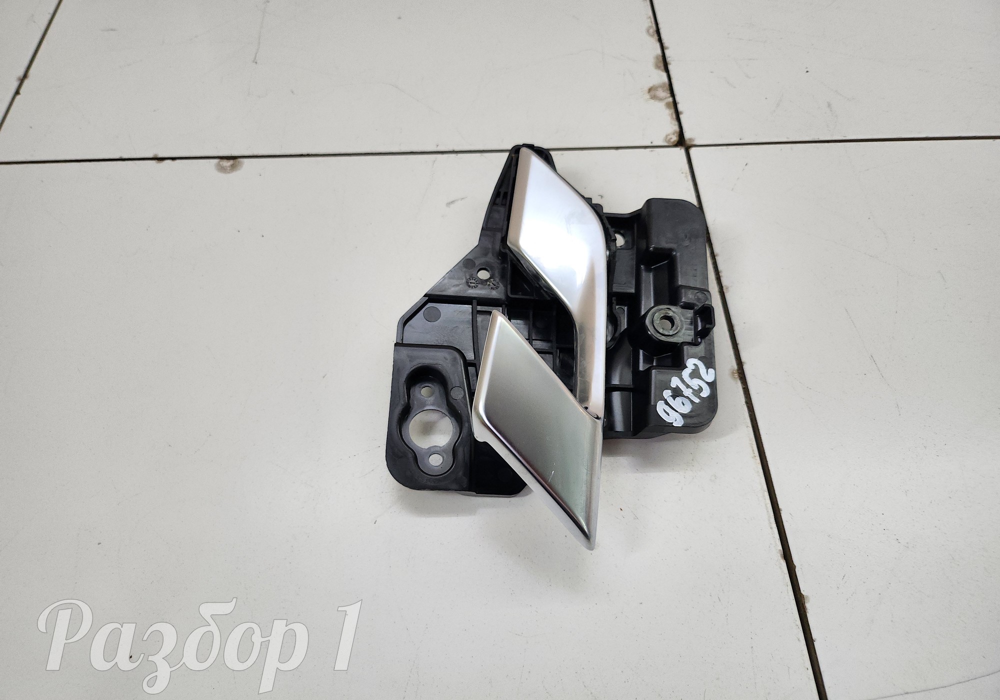 6600081320 Ручка двери внутренняя передняя левая для Geely Atlas Pro (с 2021)