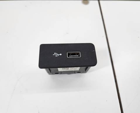 8891243275 Разъем usb для Geely Tugella (с 2019)