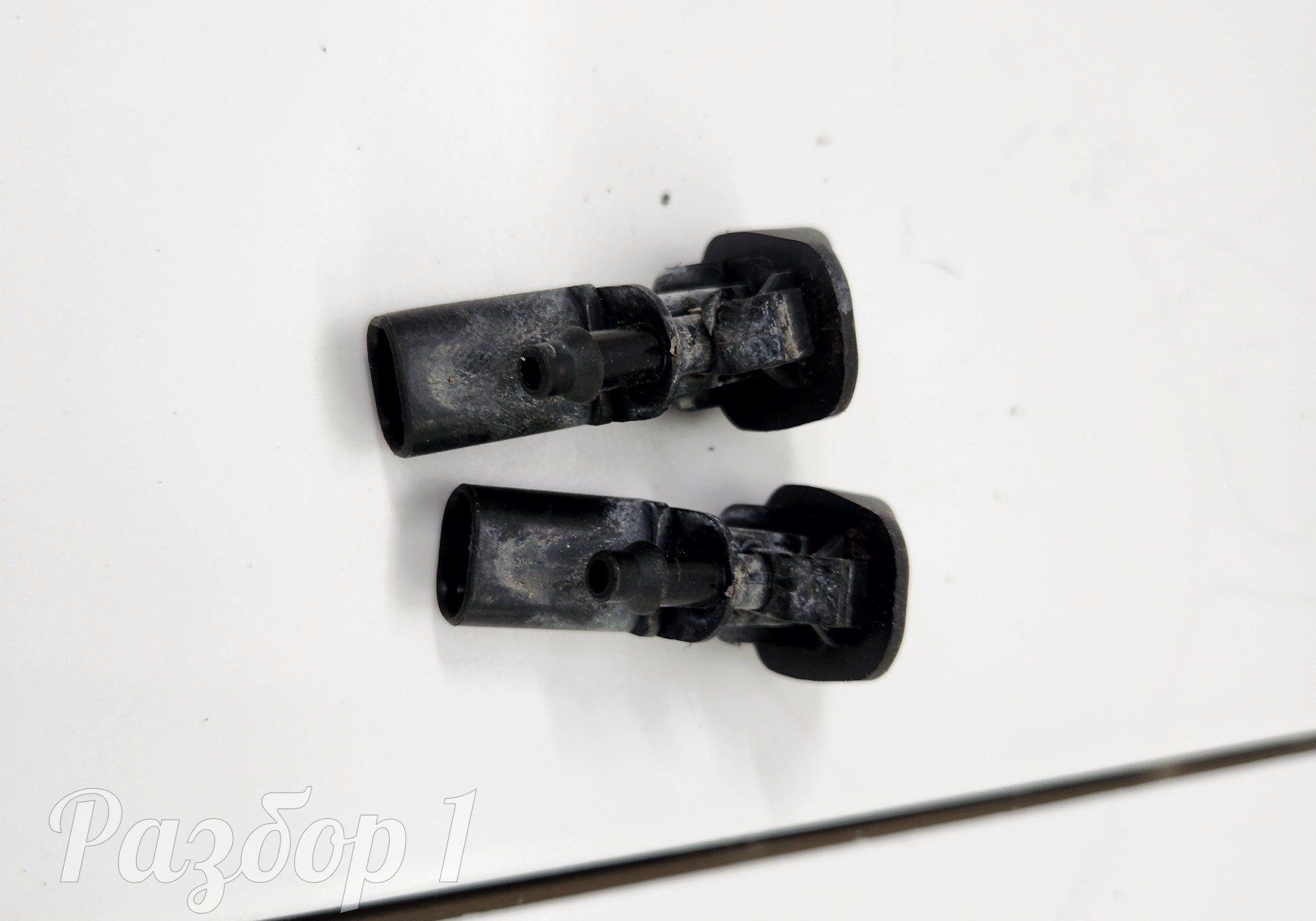 Форсунки омывателя для Geely Emgrand (SS11) (с 2021)