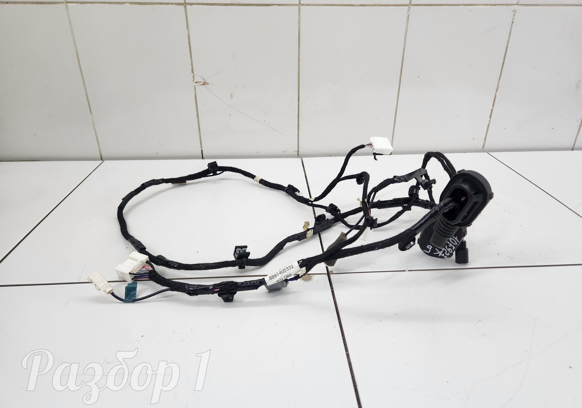 8891405332 Электропроводка крышки багажника для Geely Tugella (с 2019)