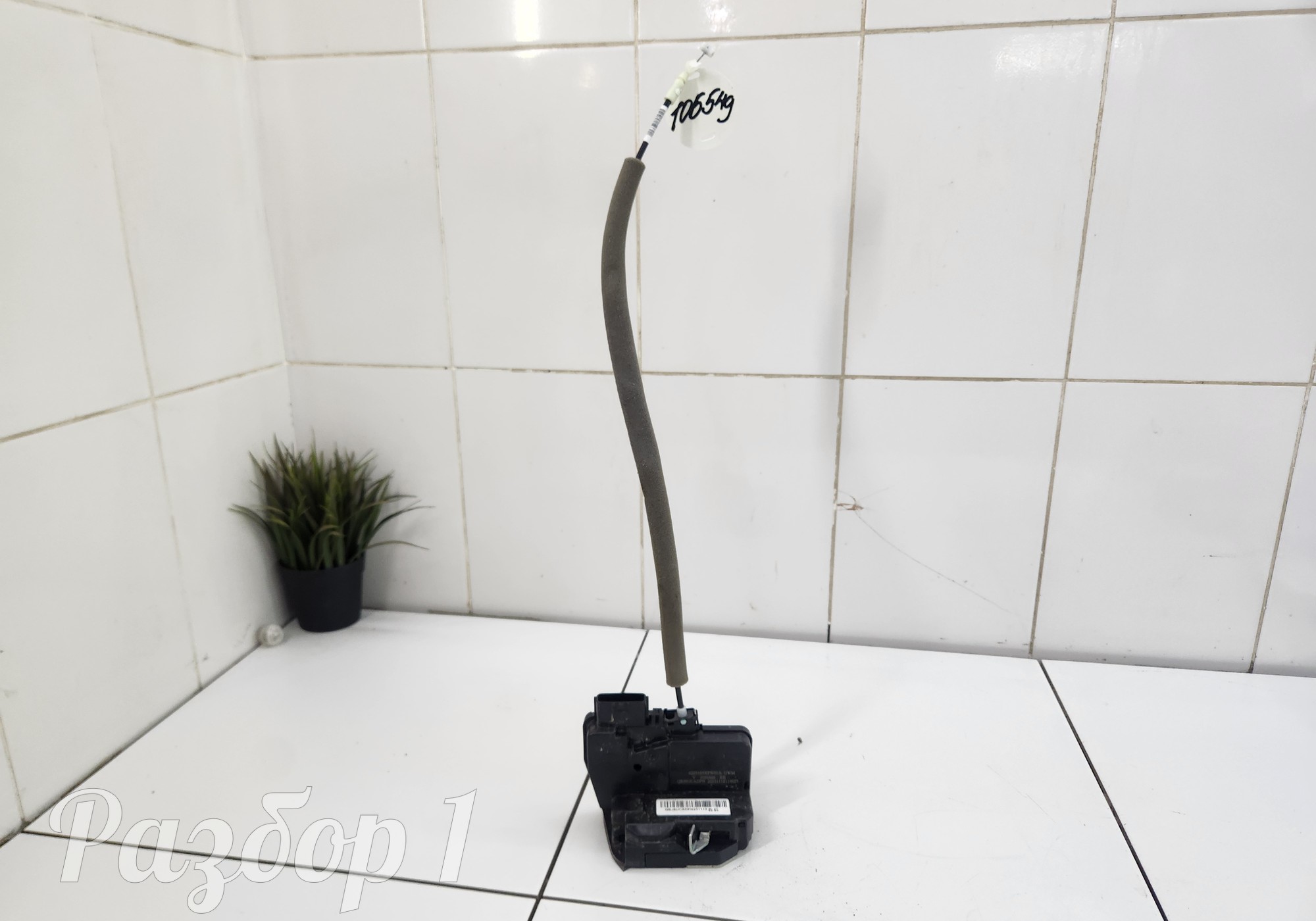 6205105XPW01A Замок задней правой двери для Great Wall Poer (с 2019)