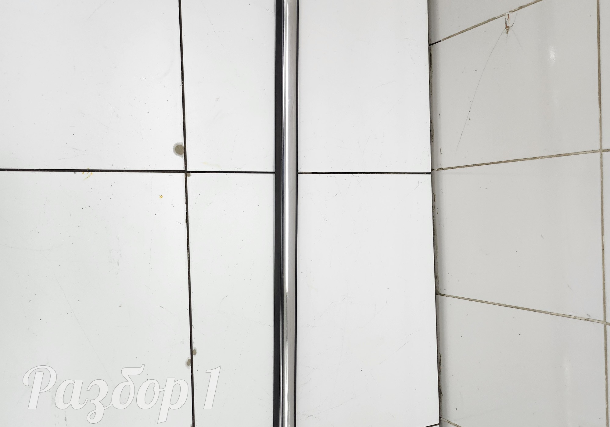 Молдинг стекла задней левой двери для Geely Atlas Pro (с 2021)