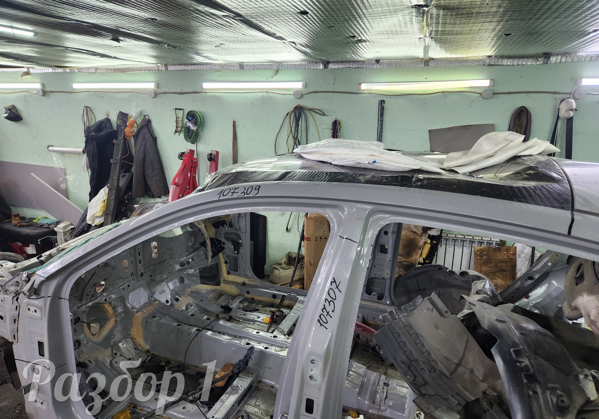 Стойка кузова (крыши левая) для Changan UNI-V (с 2022)