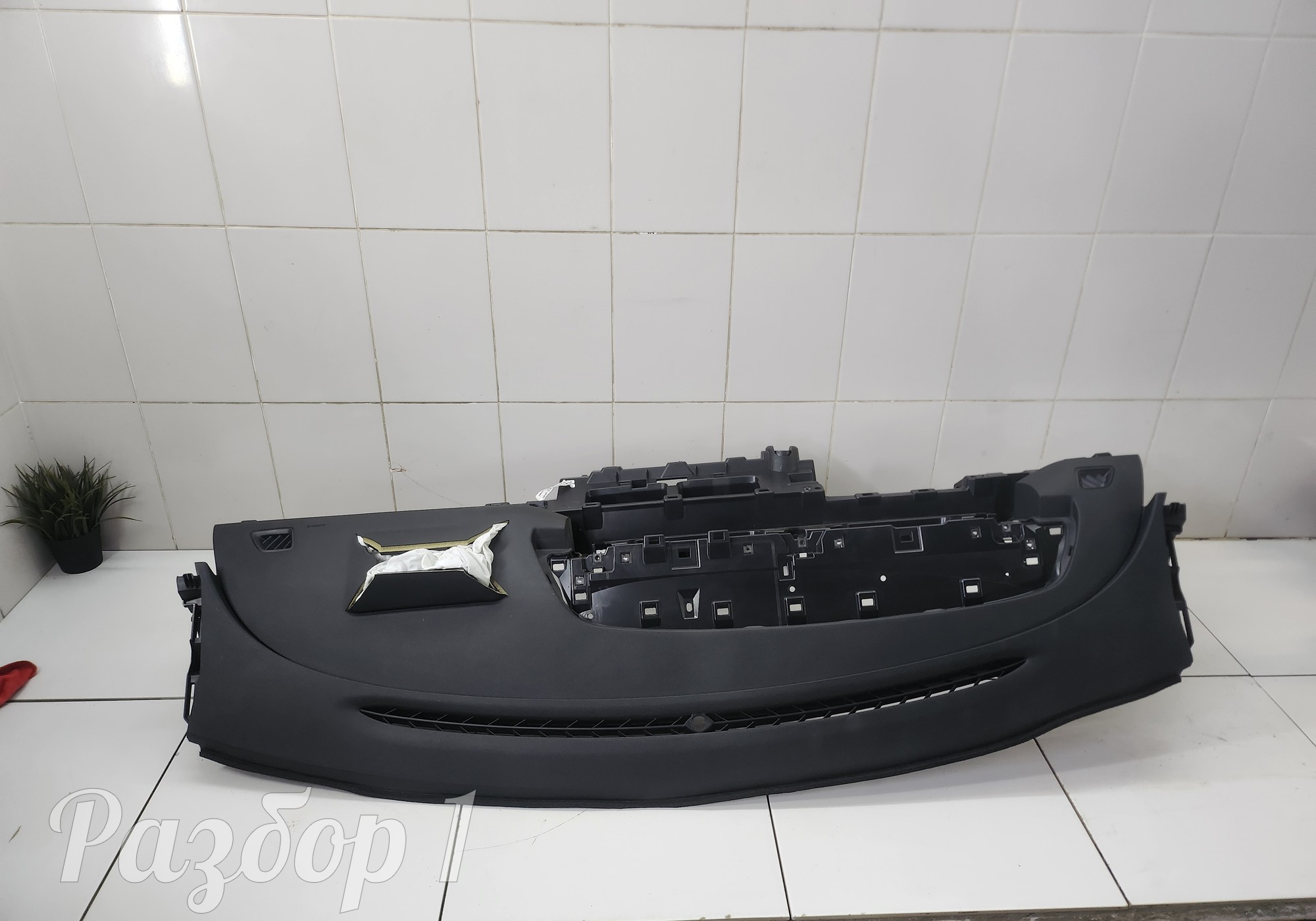 Передняя панель салона торпедо для Faw Bestune T77 (с 2018)