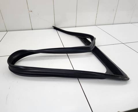 Уплотнитель стекла передней правой двери для Faw Bestune B70 (с 2020)