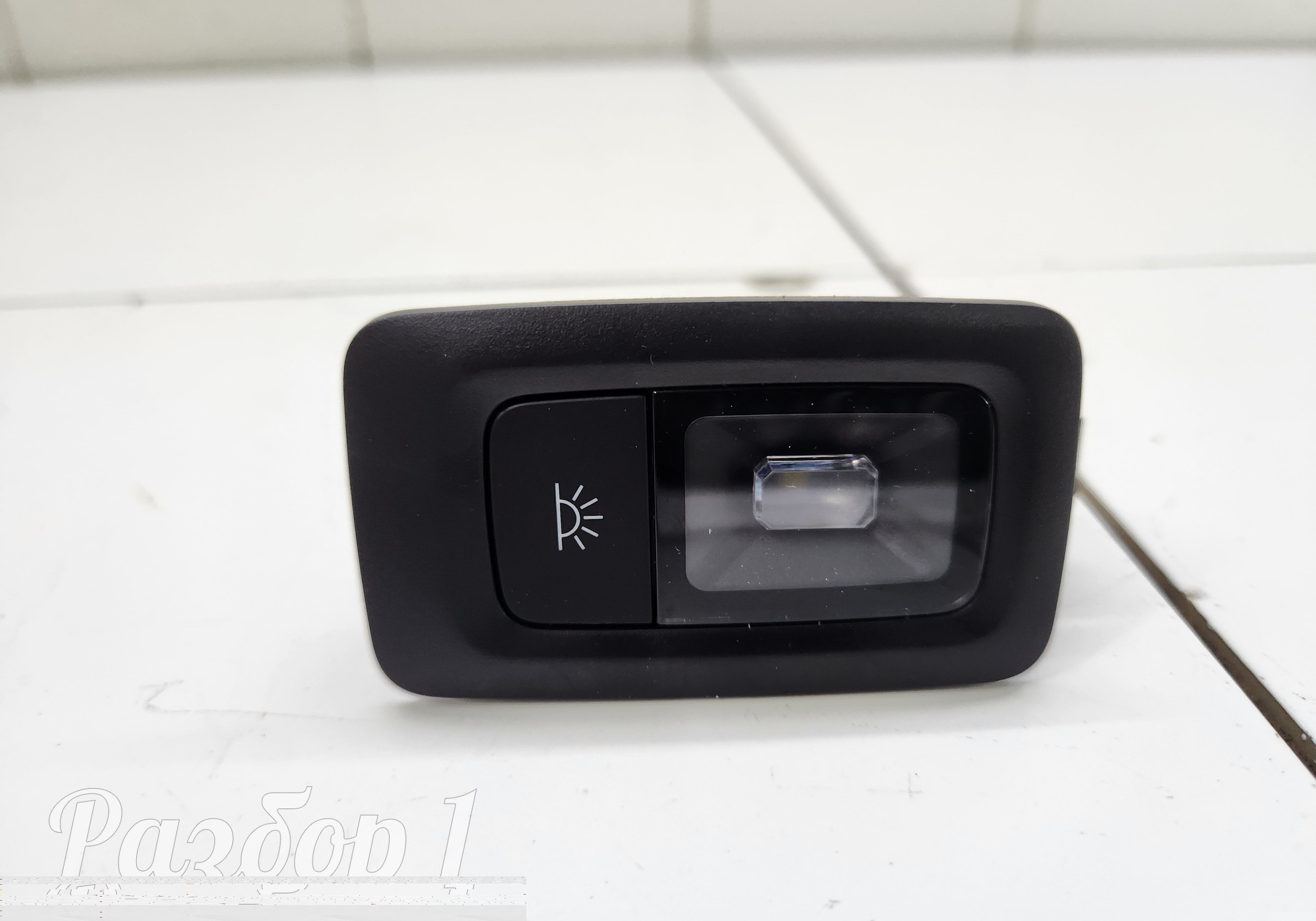 605000716AA Плафон внутреннего освещения для Jaecoo J8 (с 2024)