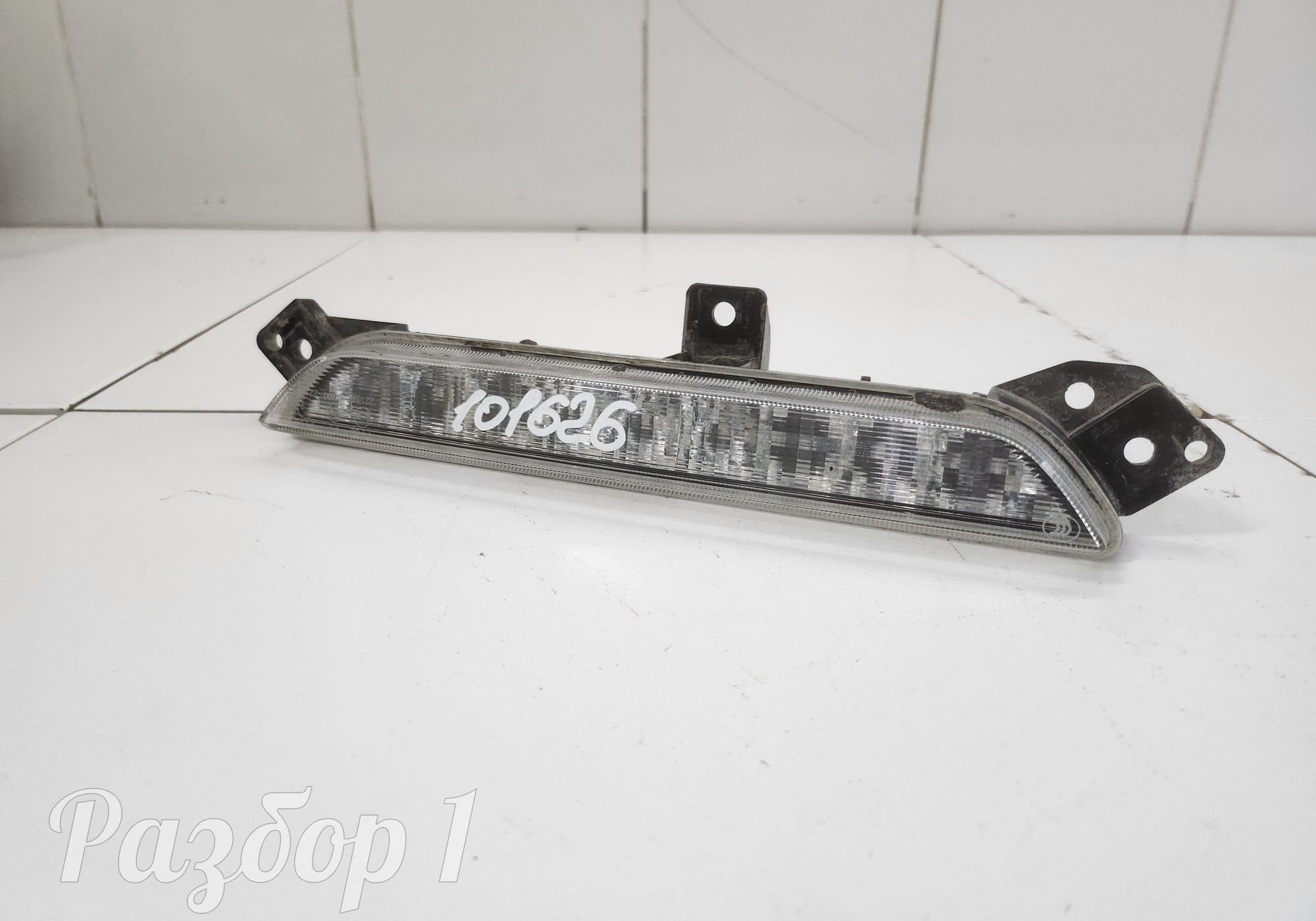 8893818614 Фонарь противотуманный заднего бампера для Geely Okavango (с 2020)