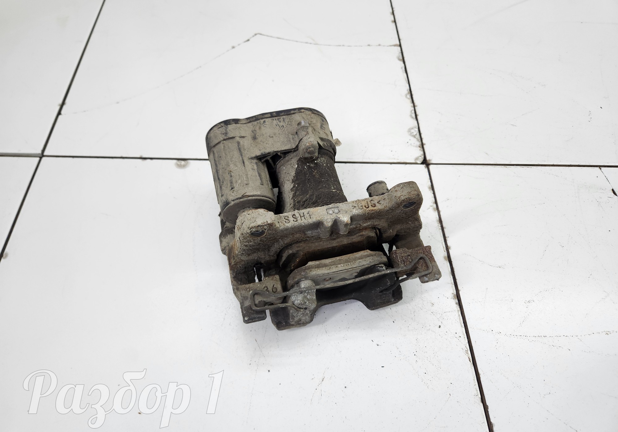 E5Z0010J00 Суппорт задний правый для Changan UNI-T (с 2020)