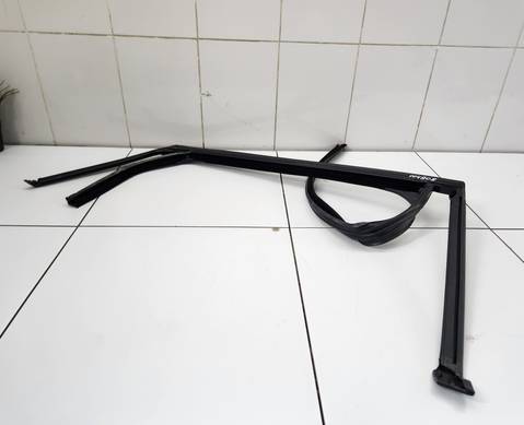 Уплотнитель стекла задней правой двери для Geely Tugella (с 2019)