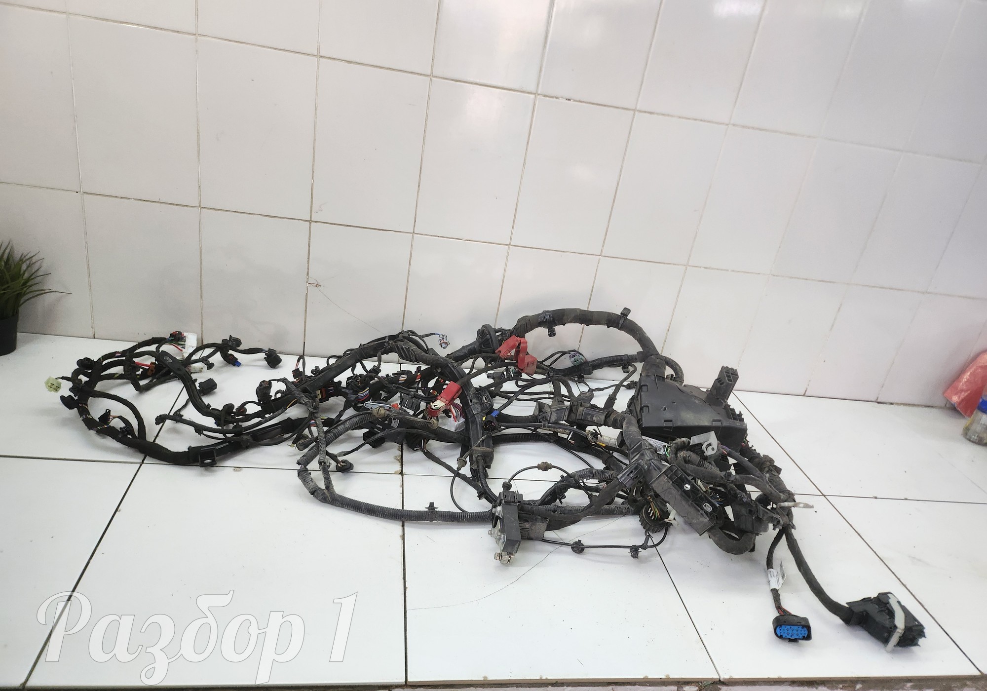 6608061037 Электропроводка подкапотная для Geely Emgrand (SS11) (с 2021)