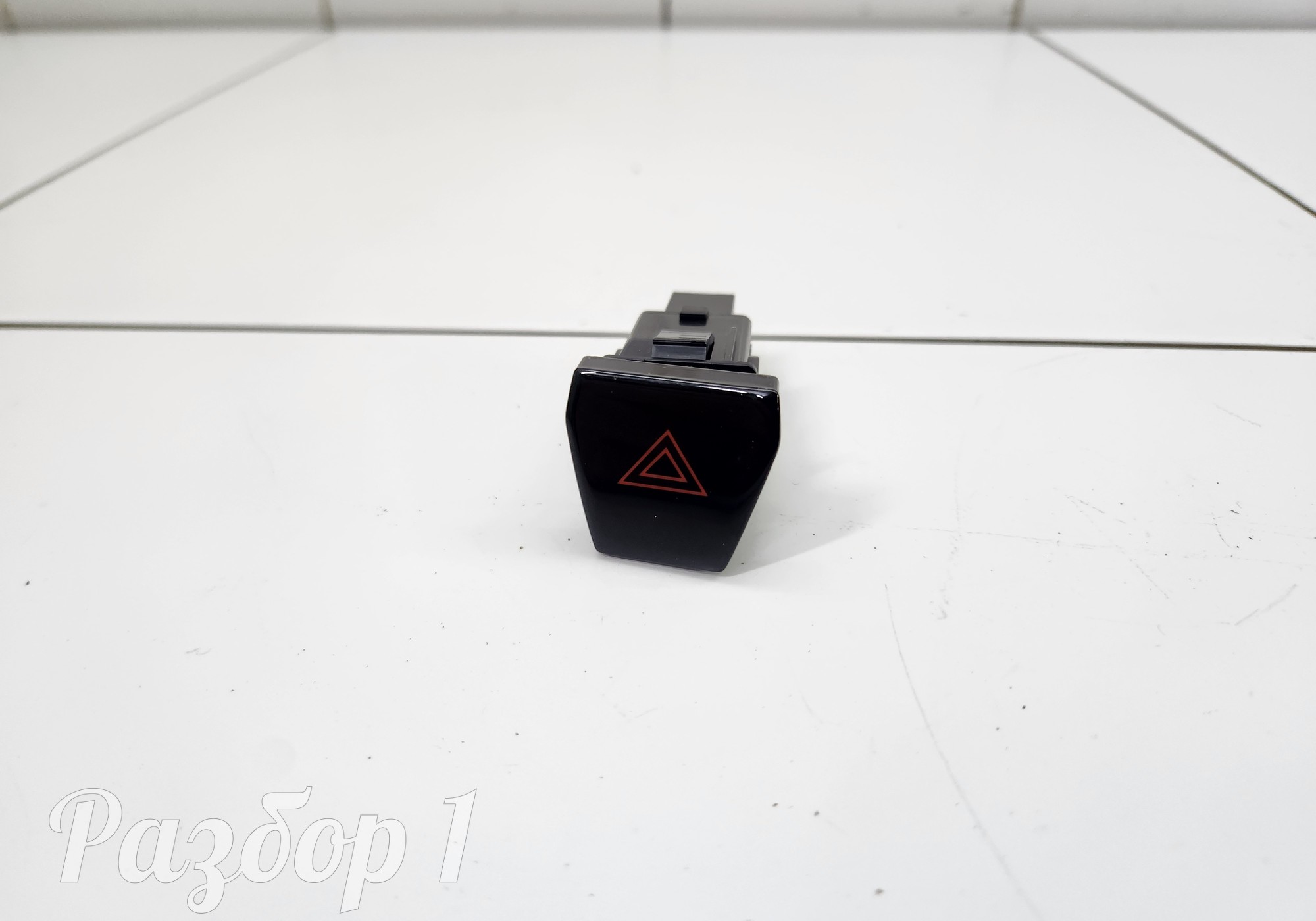 8226003CRV0000C10 Кнопка аварийной сигнализации для Gac GS3 (с 2024)