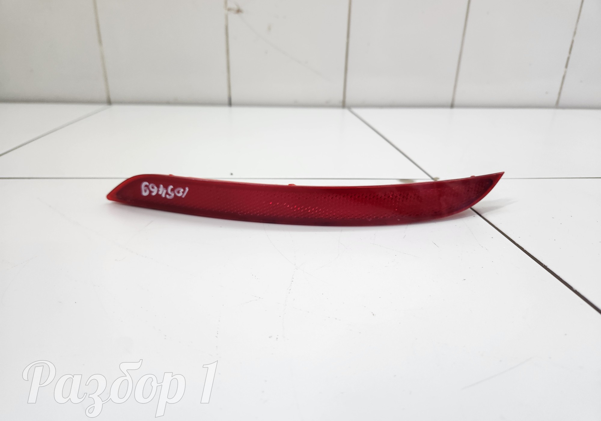 Светоотражатель заднего бампера левый для Geely Emgrand II (с 2021)