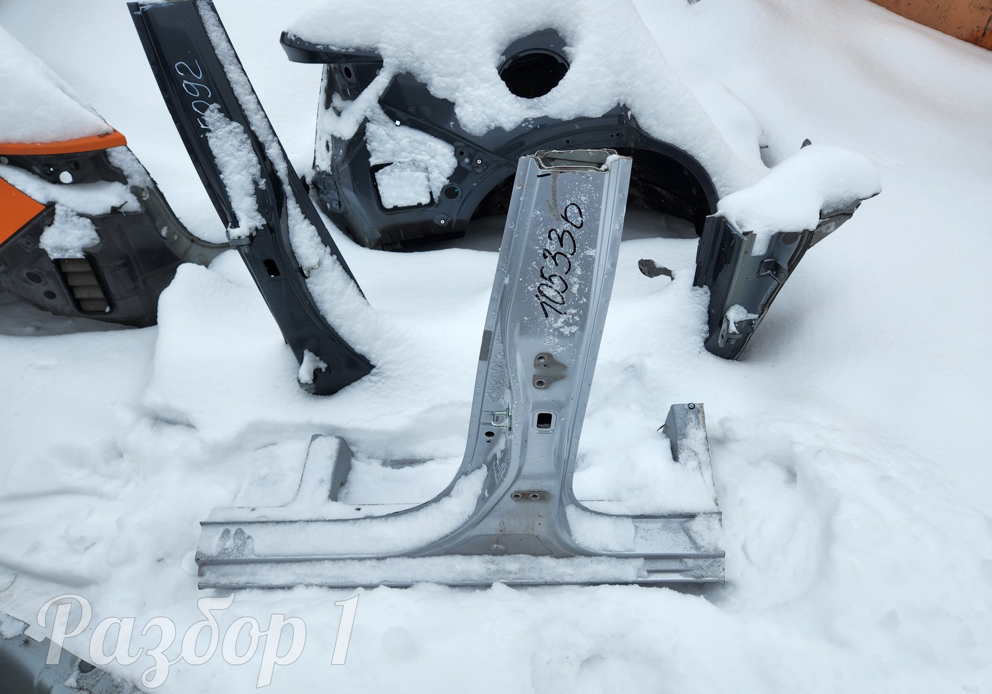 Порог с центральной стойкой левый для Changan Alsvin (с 2018)