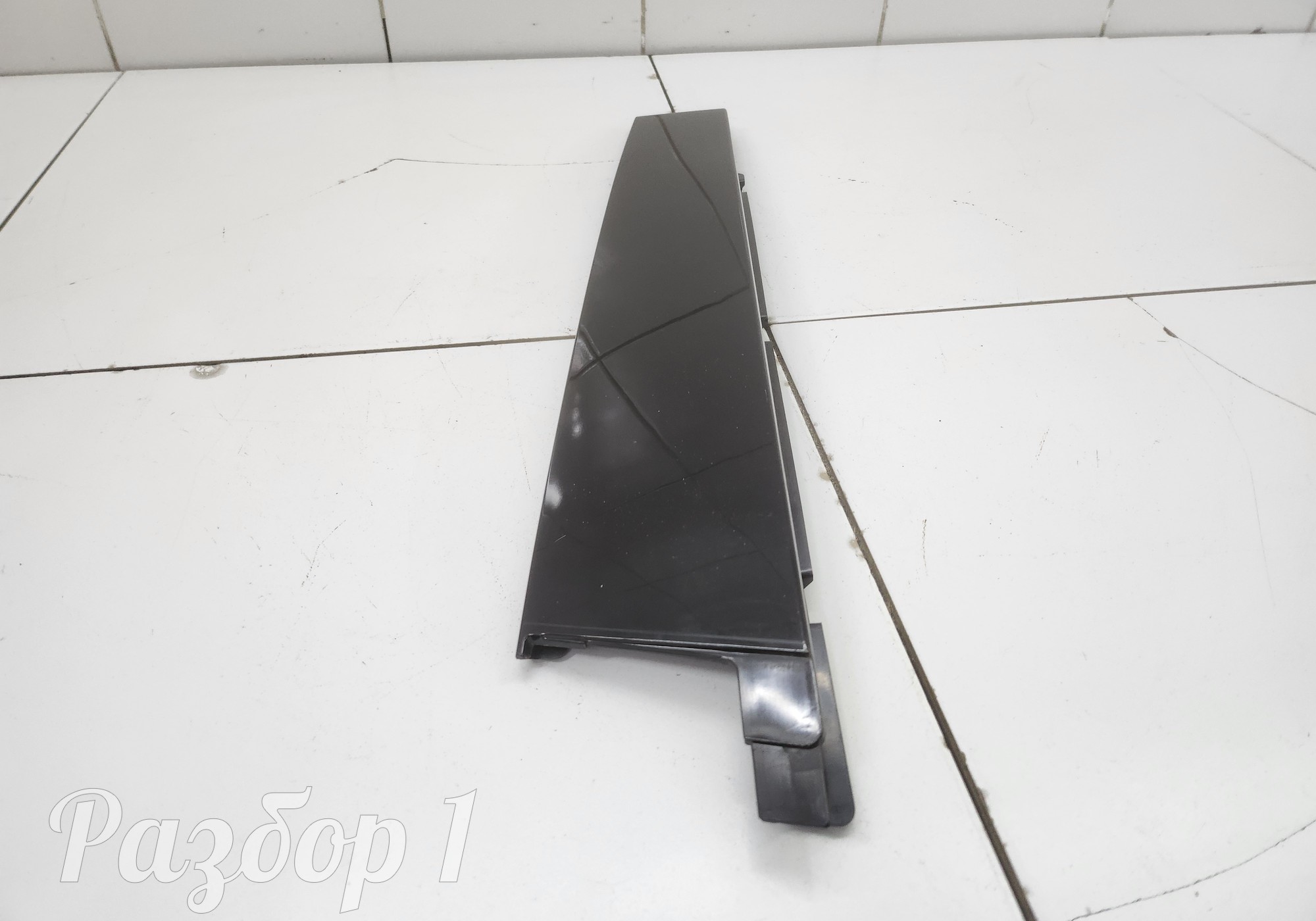 551001763AA Накладка передней правой двери для Chery Tiggo 9 (с 2023)
