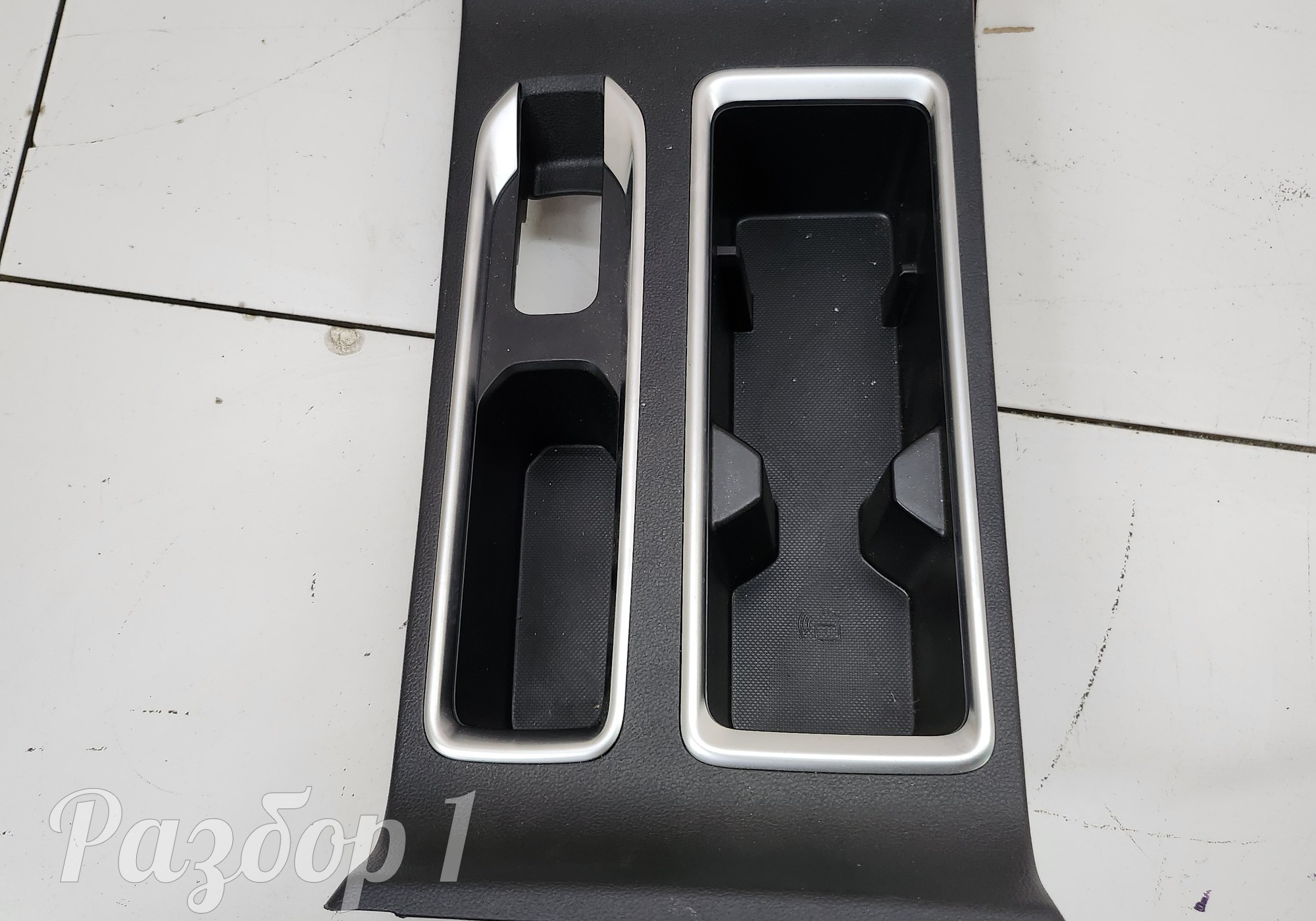 5305800AKZ0YA Крыша консоли для Haval M6 II (с 2021)