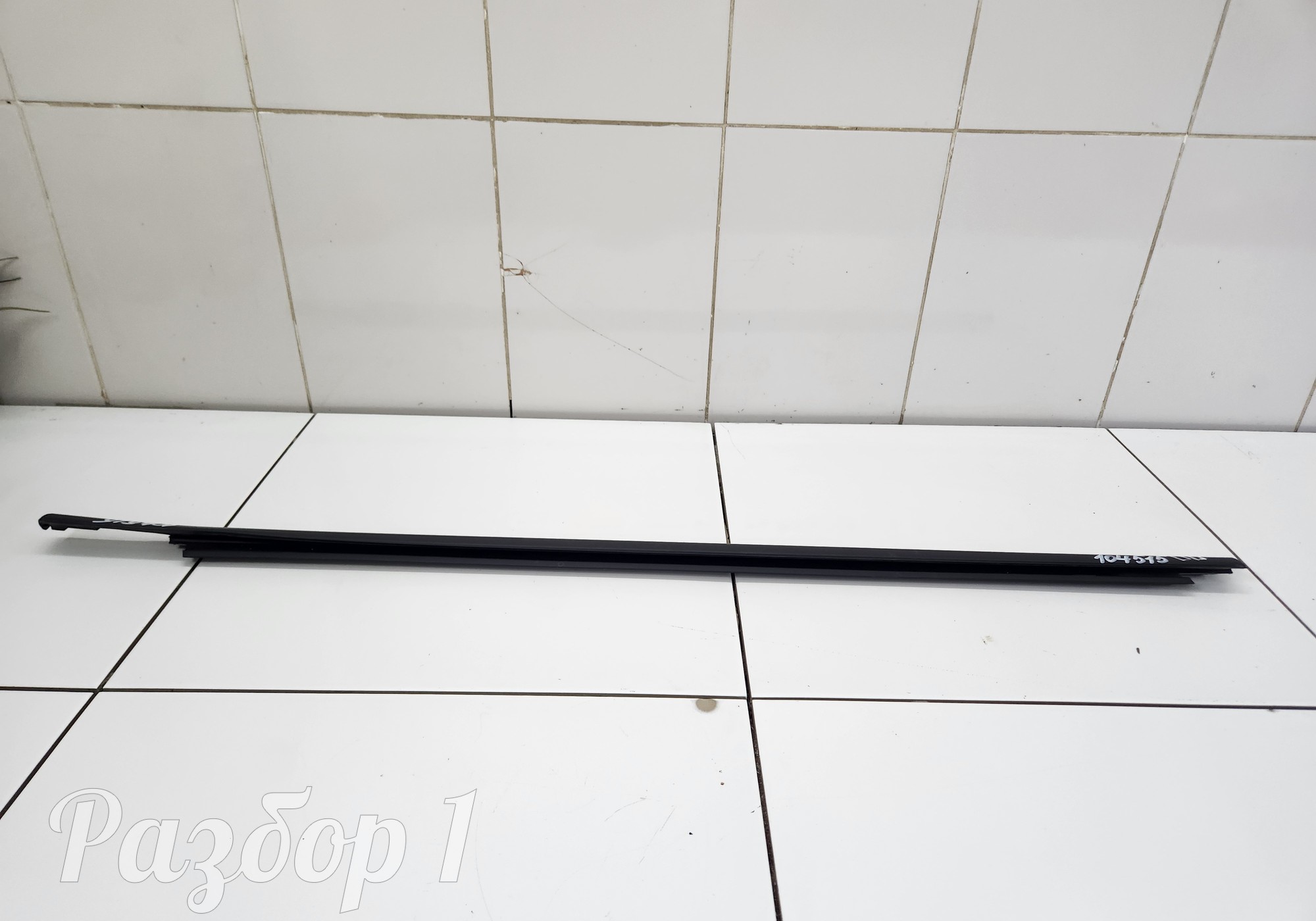 Молдинг стекла передней правой двери для Jac T9 (с 2023)