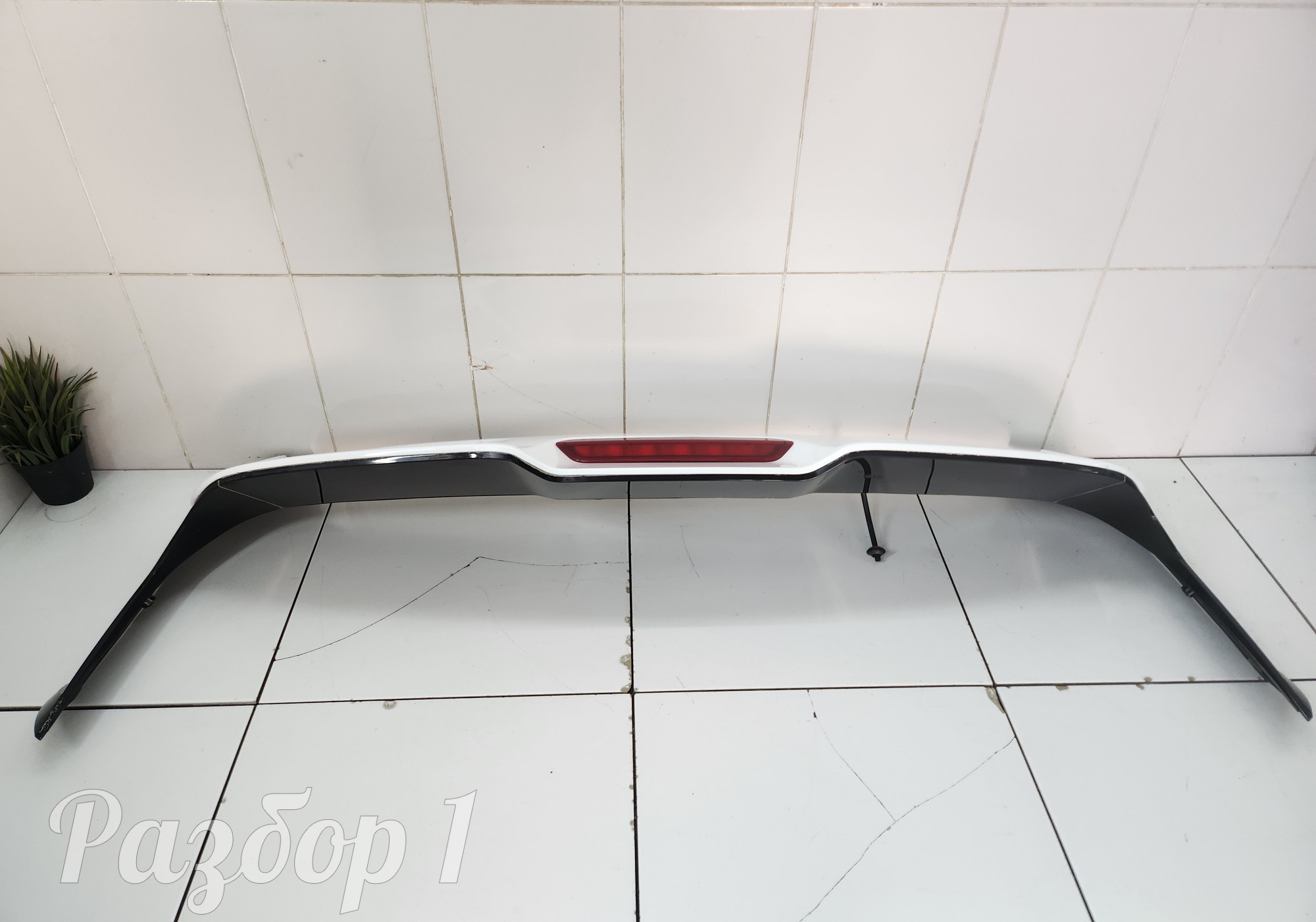 6073069500 Спойлер для Geely Atlas Pro (с 2021)