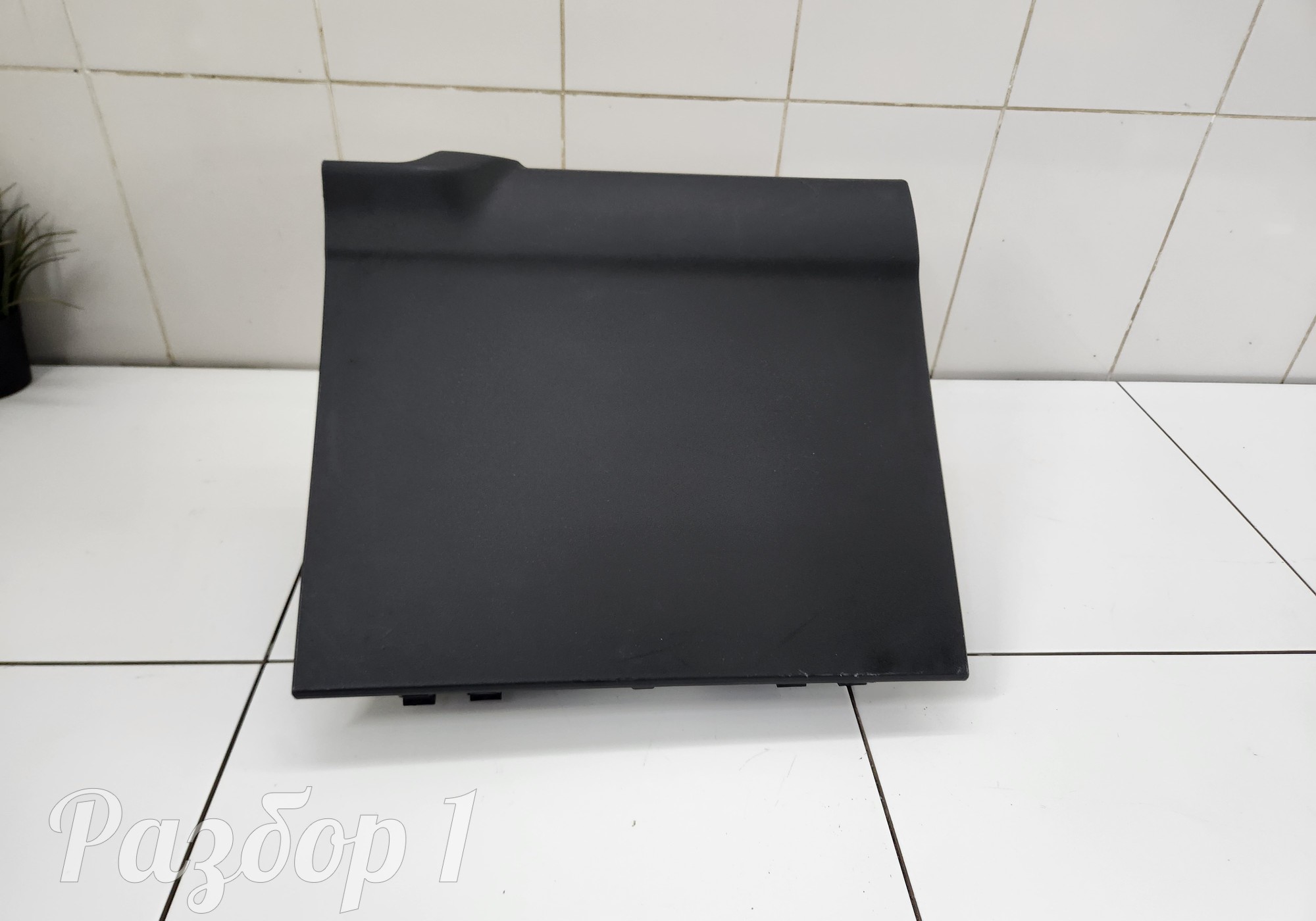 5303100XKJ20A8P Бардачок для Haval H3 (с 2024)