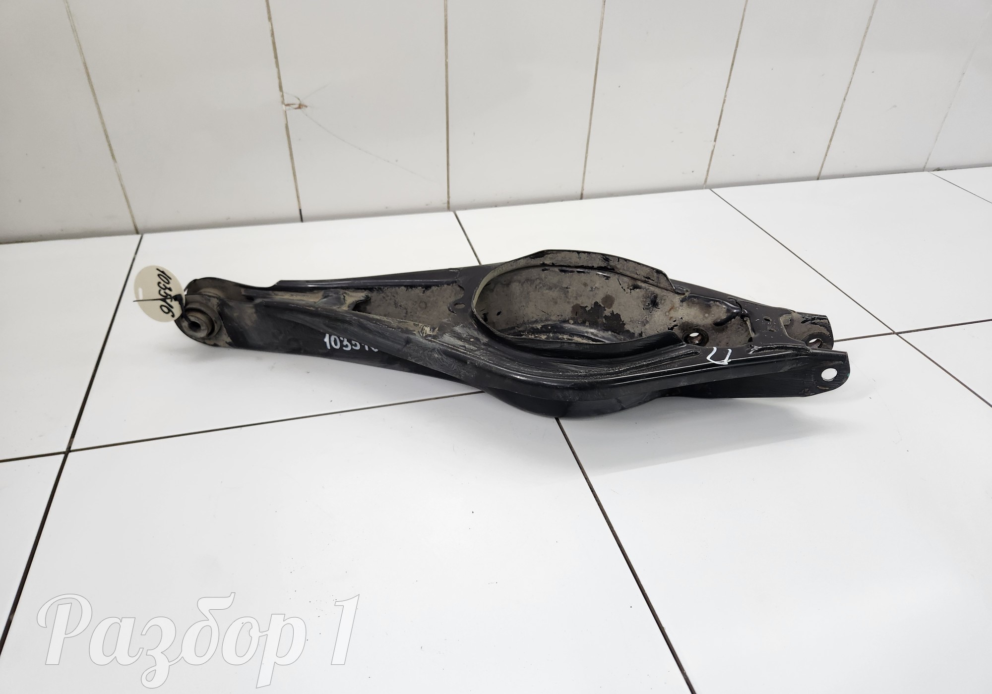 6600005805 Рычаг задней подвески правый для Geely Tugella (с 2019)