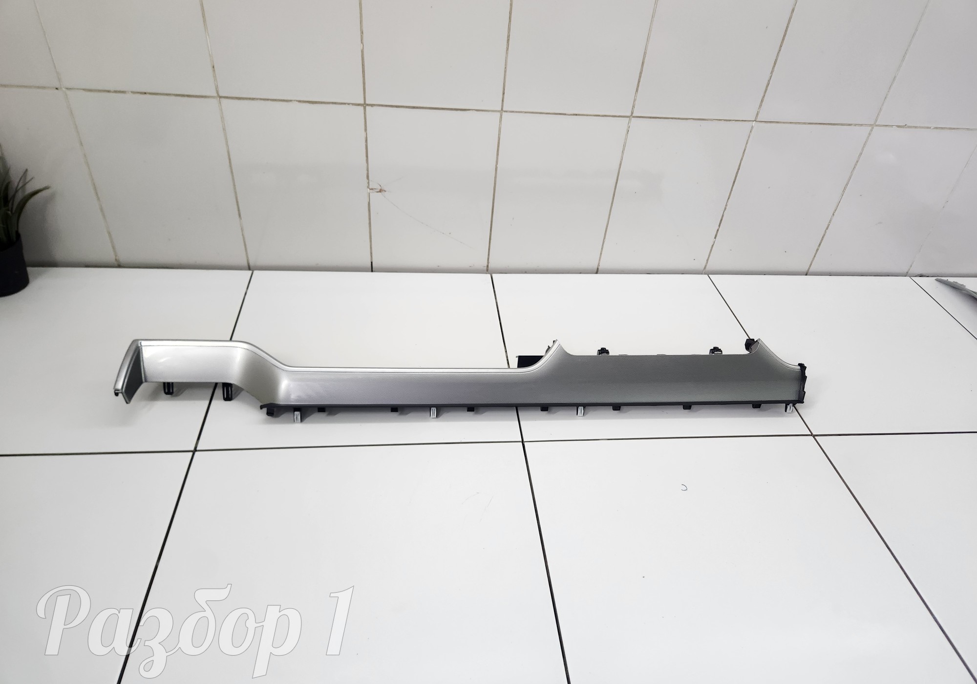 5306160XKZ0YA Накладка торпеды для Haval M6 II (с 2021)