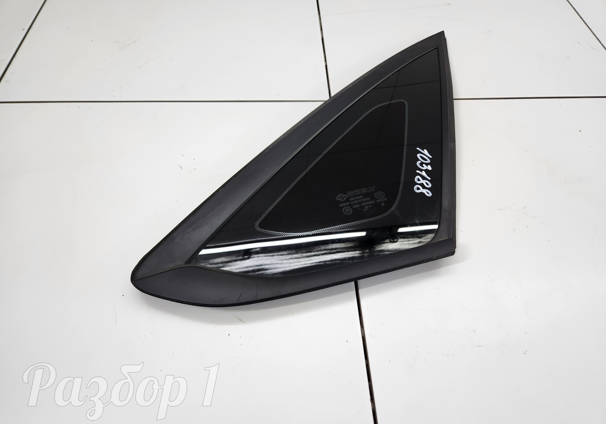 5085106900 Стекло кузовное правое для Geely Emgrand (SS11) (с 2021)
