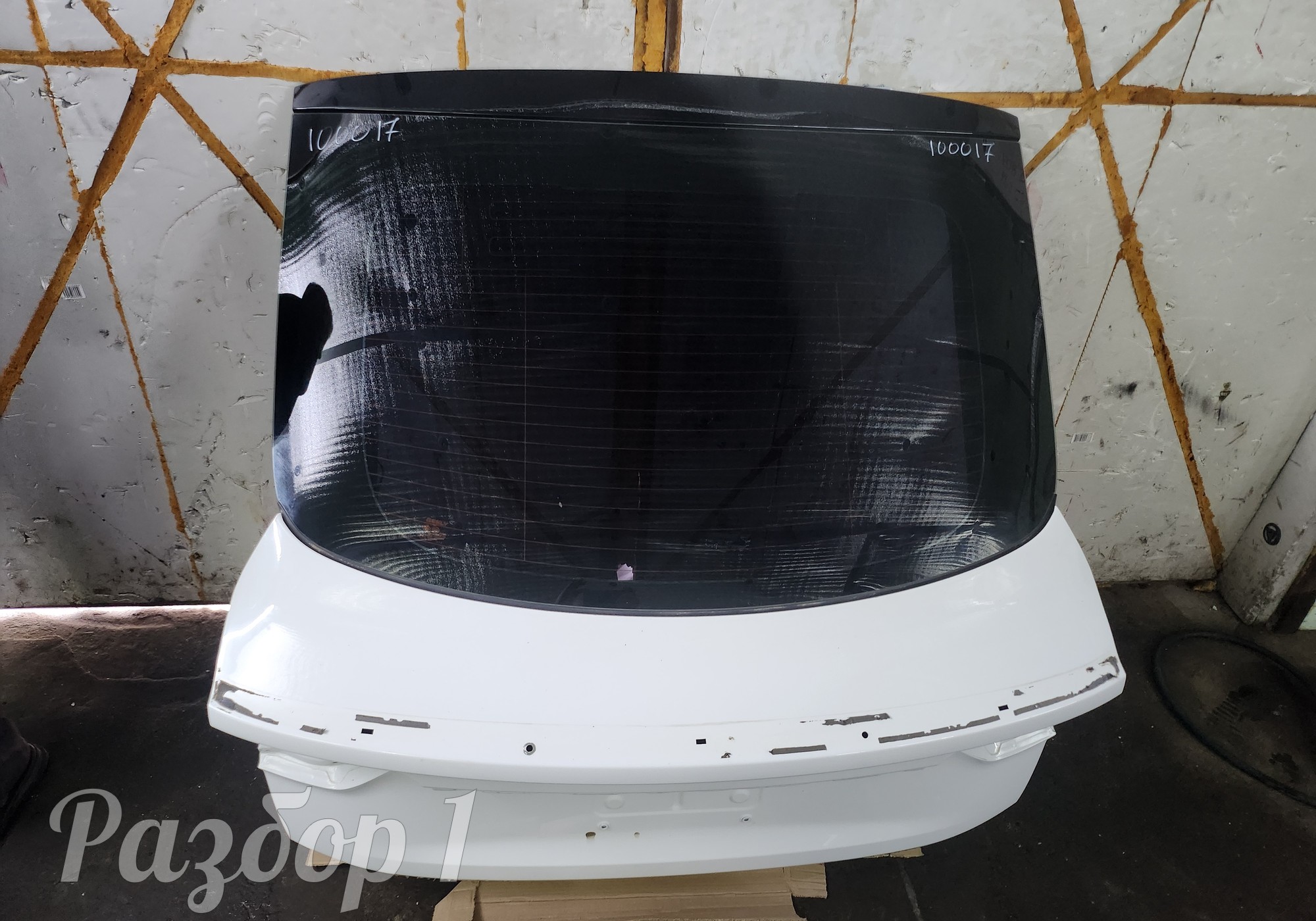 5062043200C15 Крышка багажника отличная для Geely Tugella (с 2019)