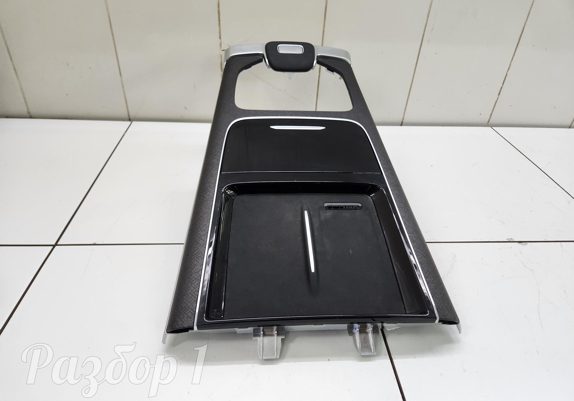 Накладка центральной консоли для Jaecoo J8 (с 2024)