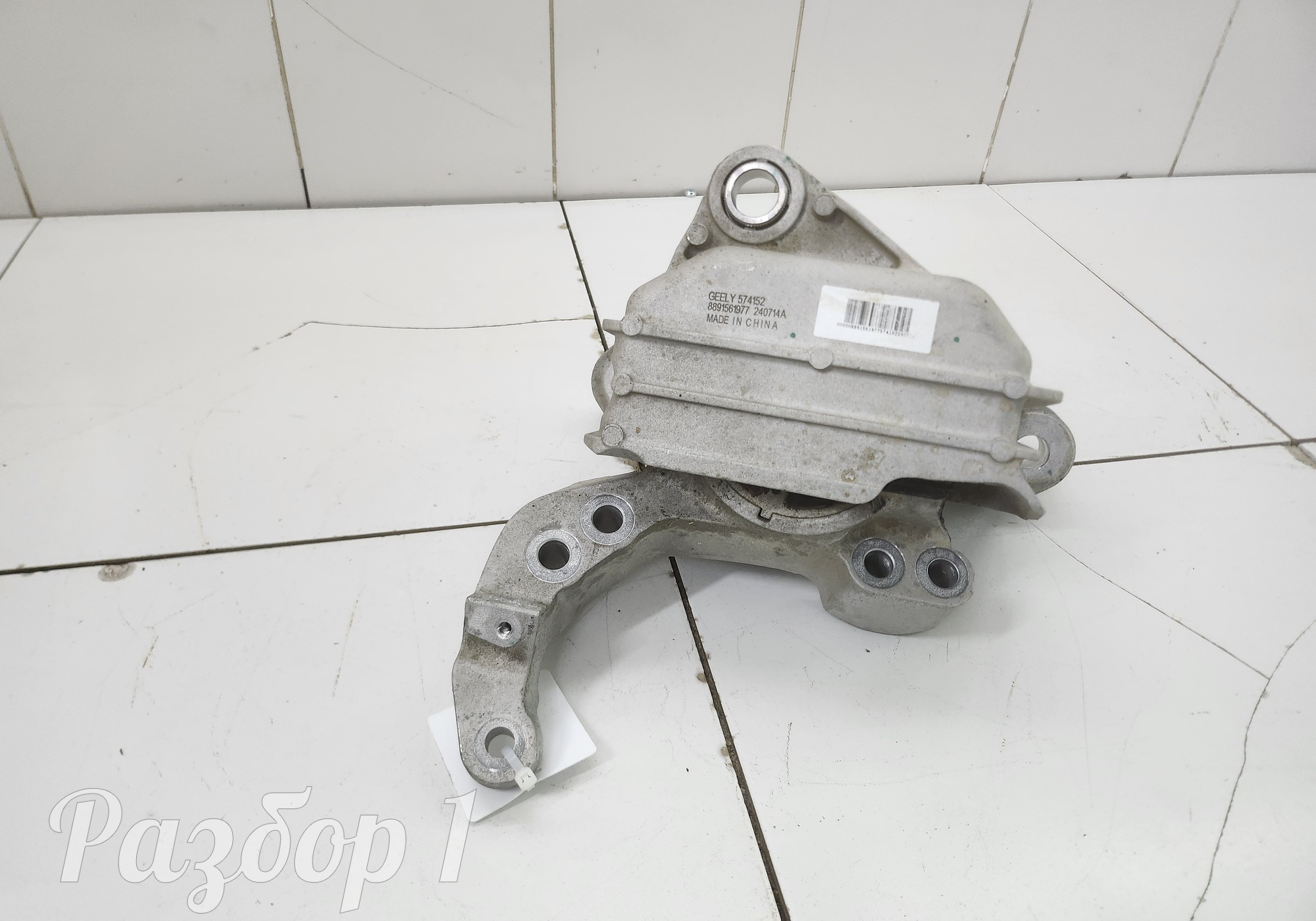 8891561977 Опора двигателя правая для Geely Okavango (с 2020)