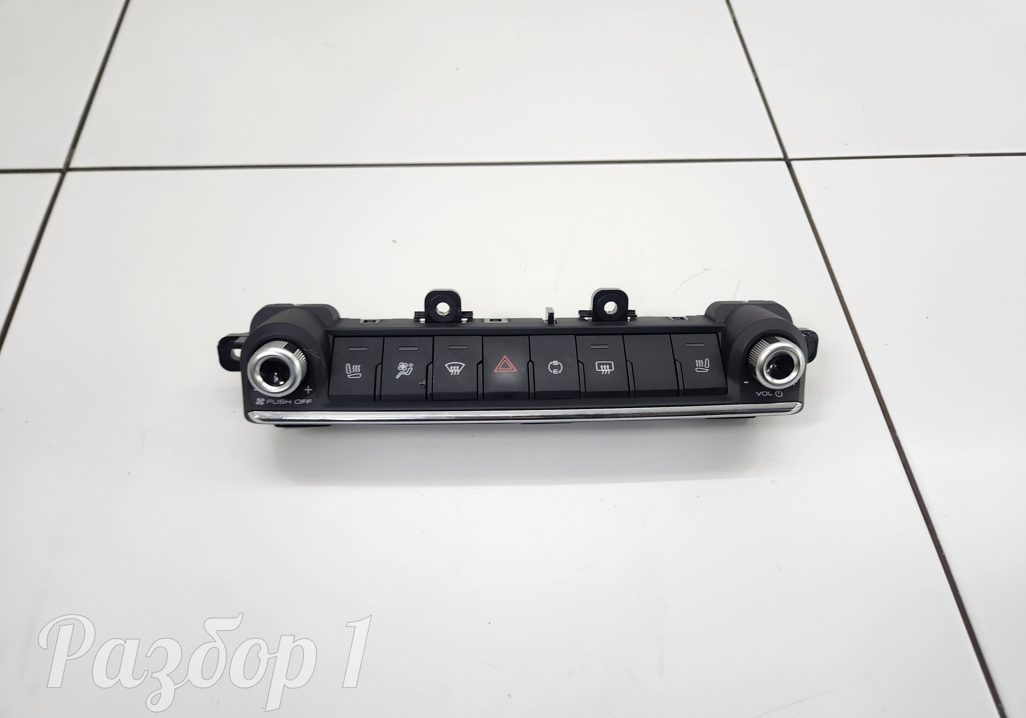 3774100XKZ3LA Блок управления климатом для Haval M6 II (с 2021)