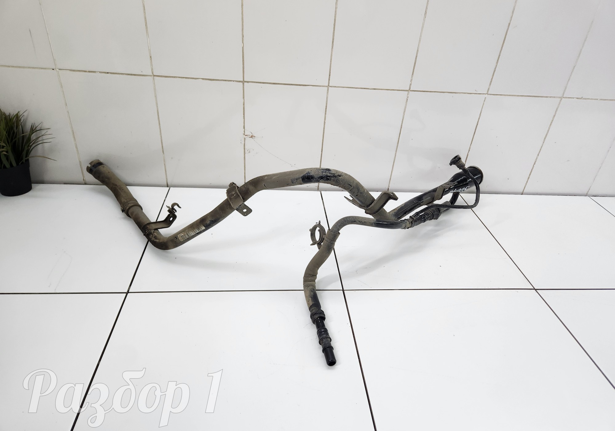 110110XKJ22A Горловина топливного бака для Haval H3 (с 2024)