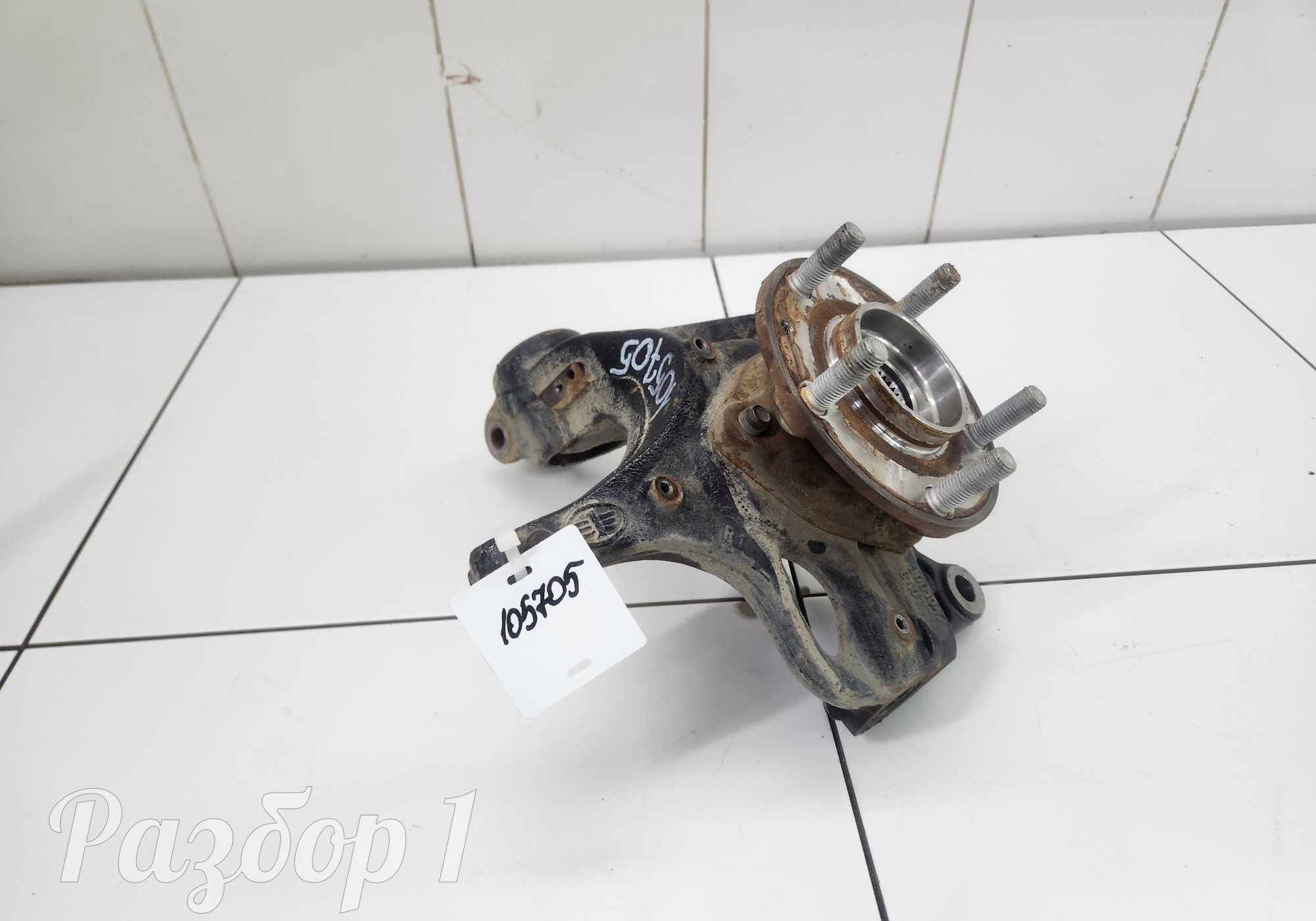 Кулак поворотный передний правый + ступица для Faw Bestune B70 (с 2020)