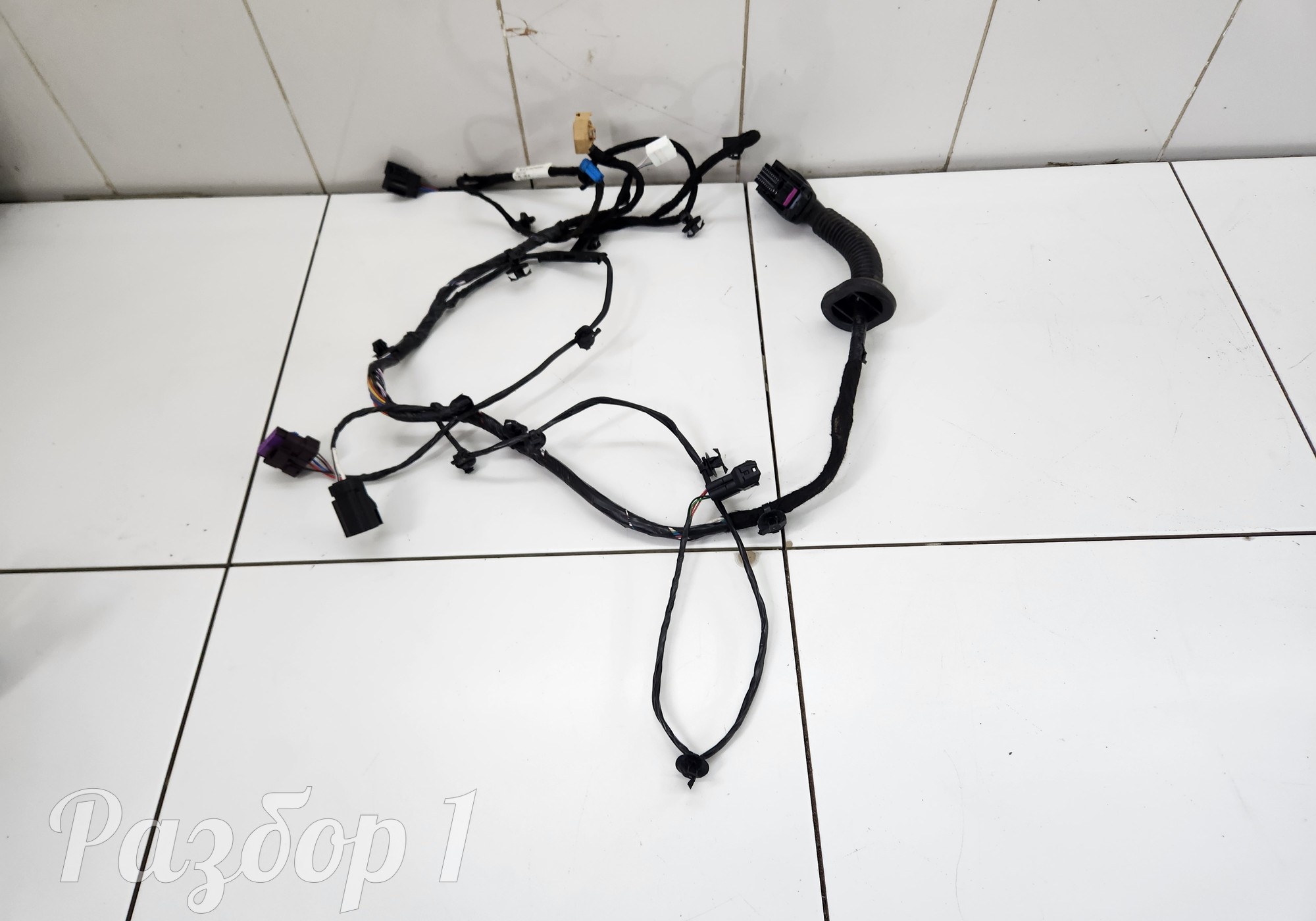 8893468259 Электропроводка передней левой двери для Geely Emgrand II (с 2021)