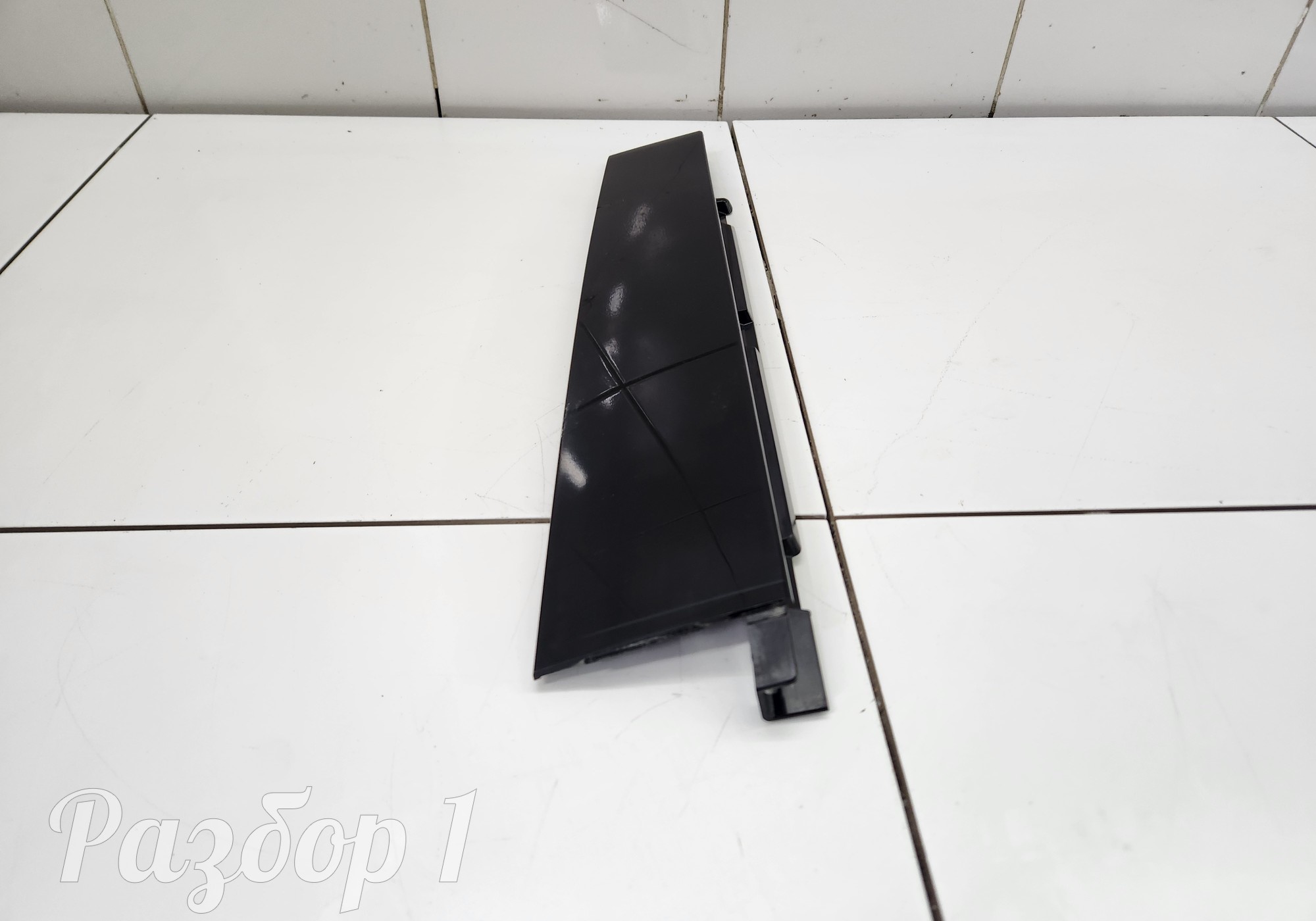 6600002356 Накладка задней левой двери для Geely Tugella (с 2019)